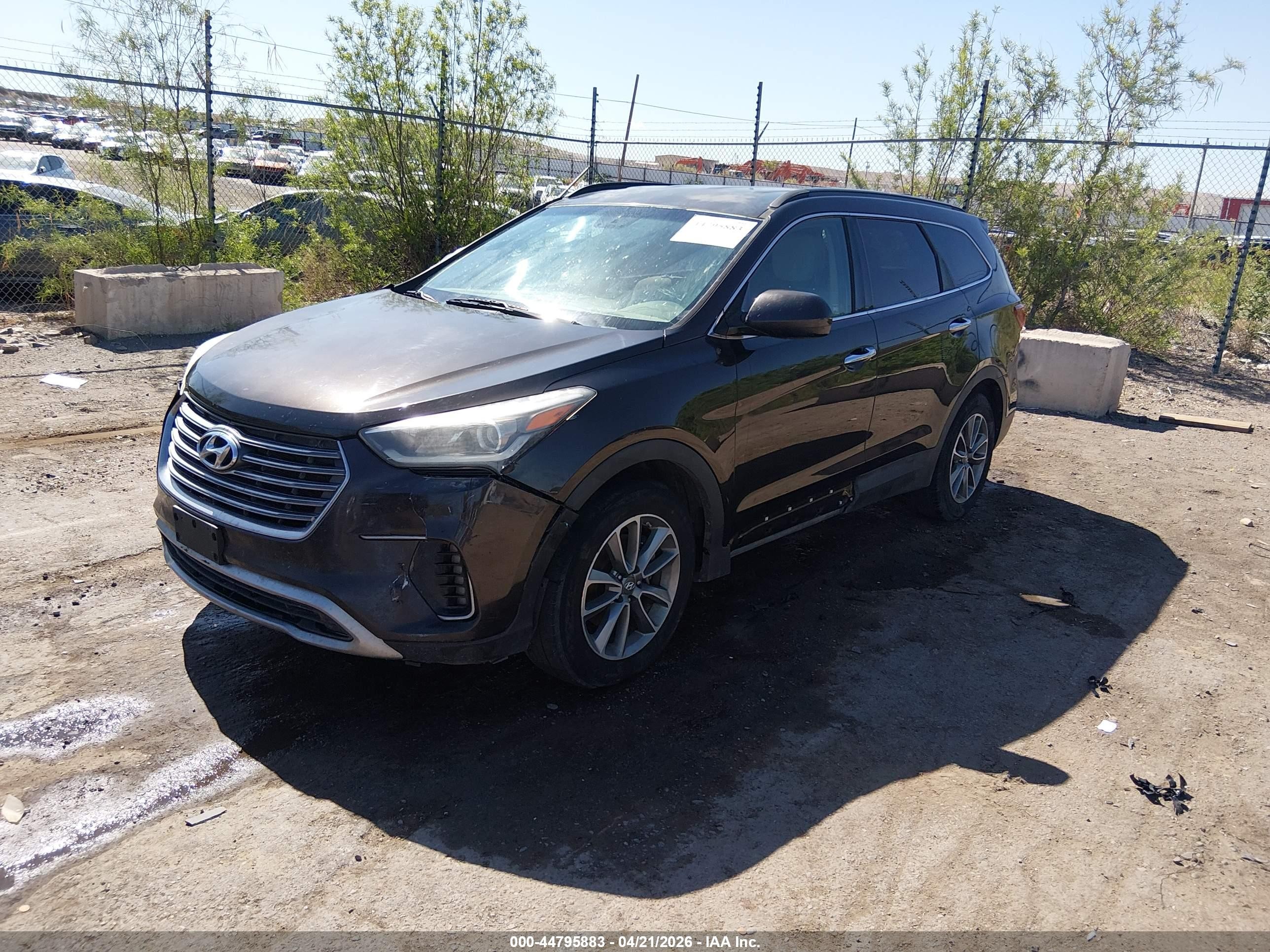 2017 Hyundai Santa Fe Se Черный vin: KM8SMDHF3HU184427