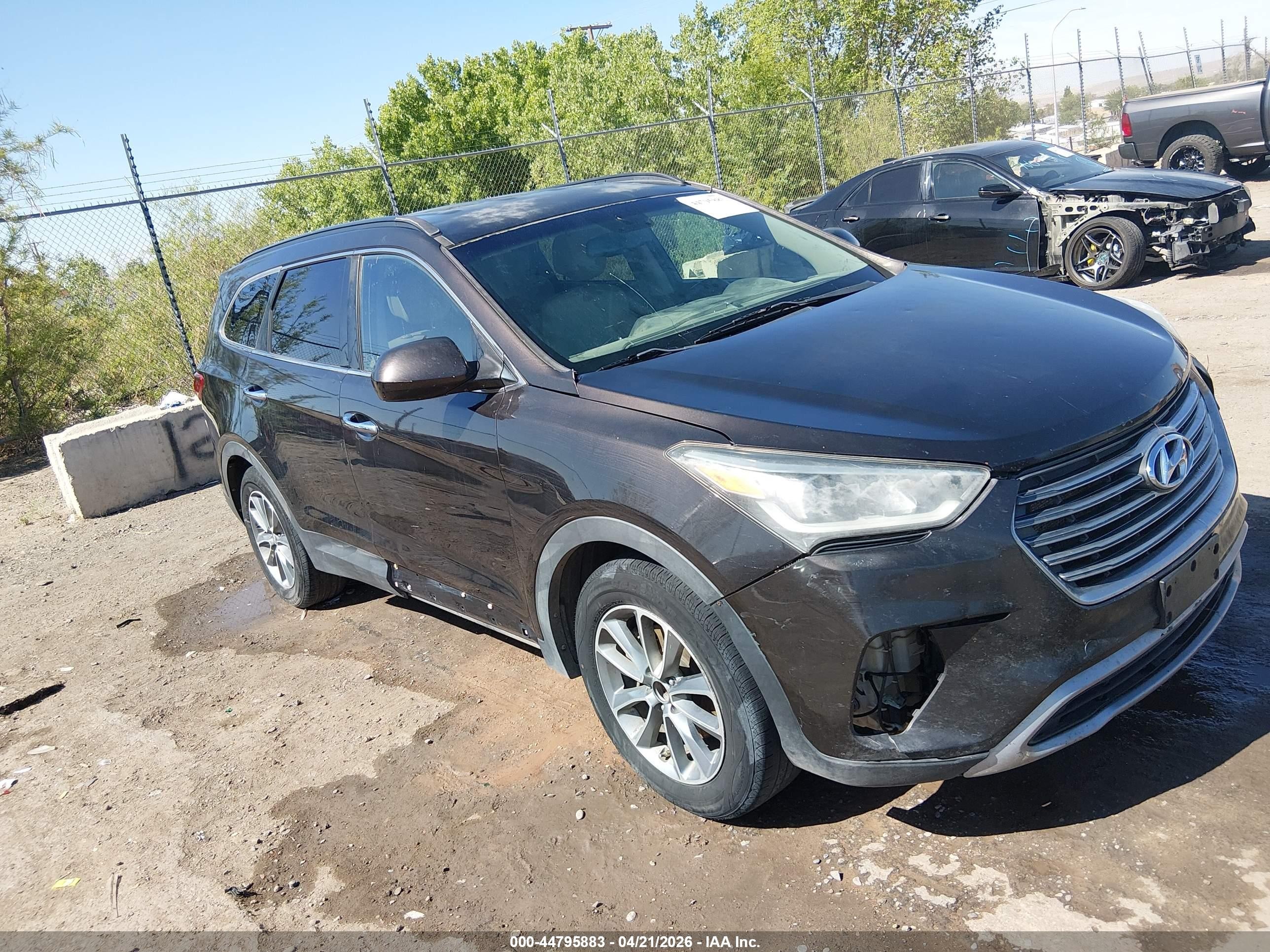 2017 Hyundai Santa Fe Se Черный vin: KM8SMDHF3HU184427