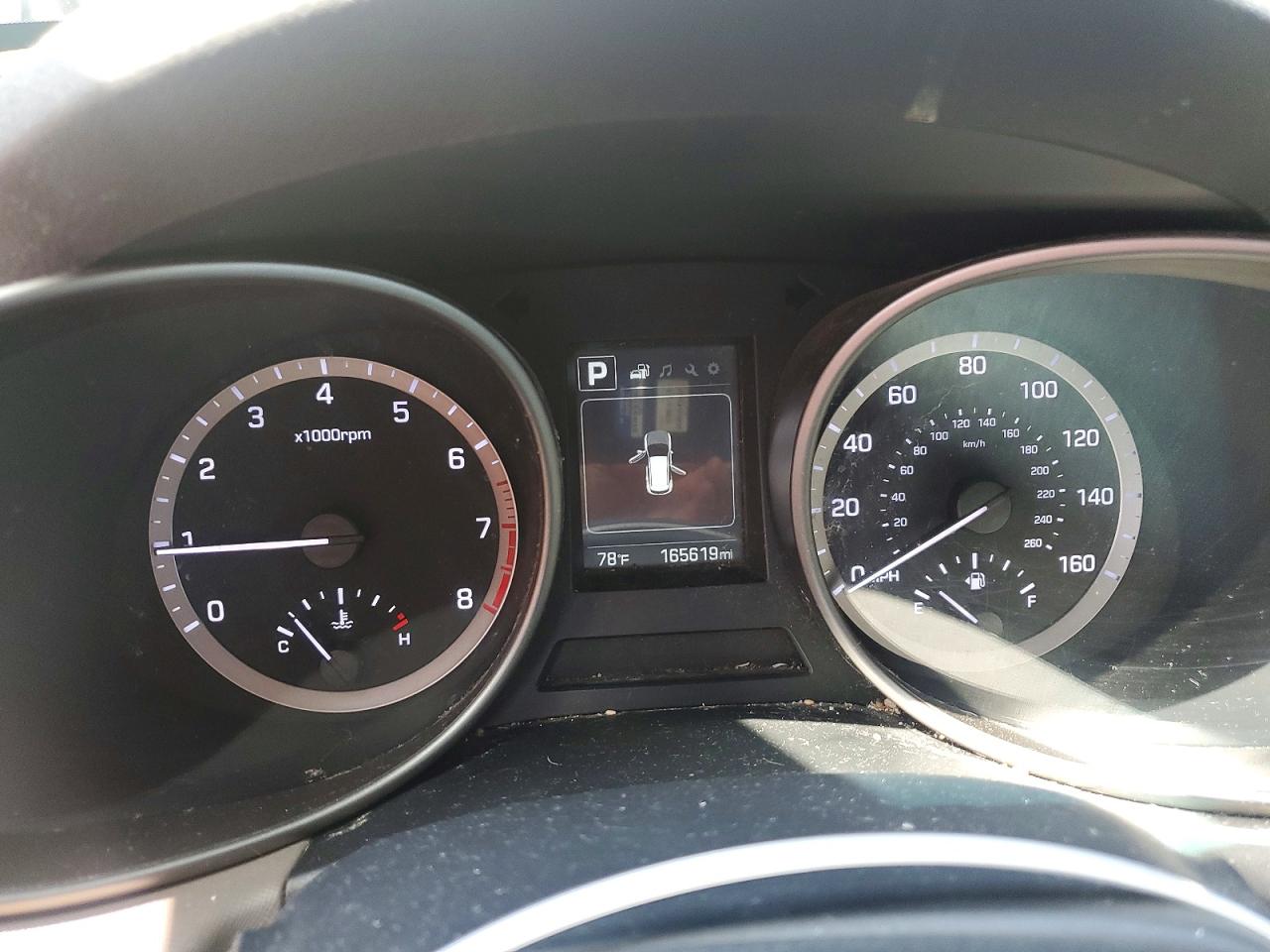 2017 Hyundai Santa Fe Se Silver vin: KM8SMDHF4HU225177
