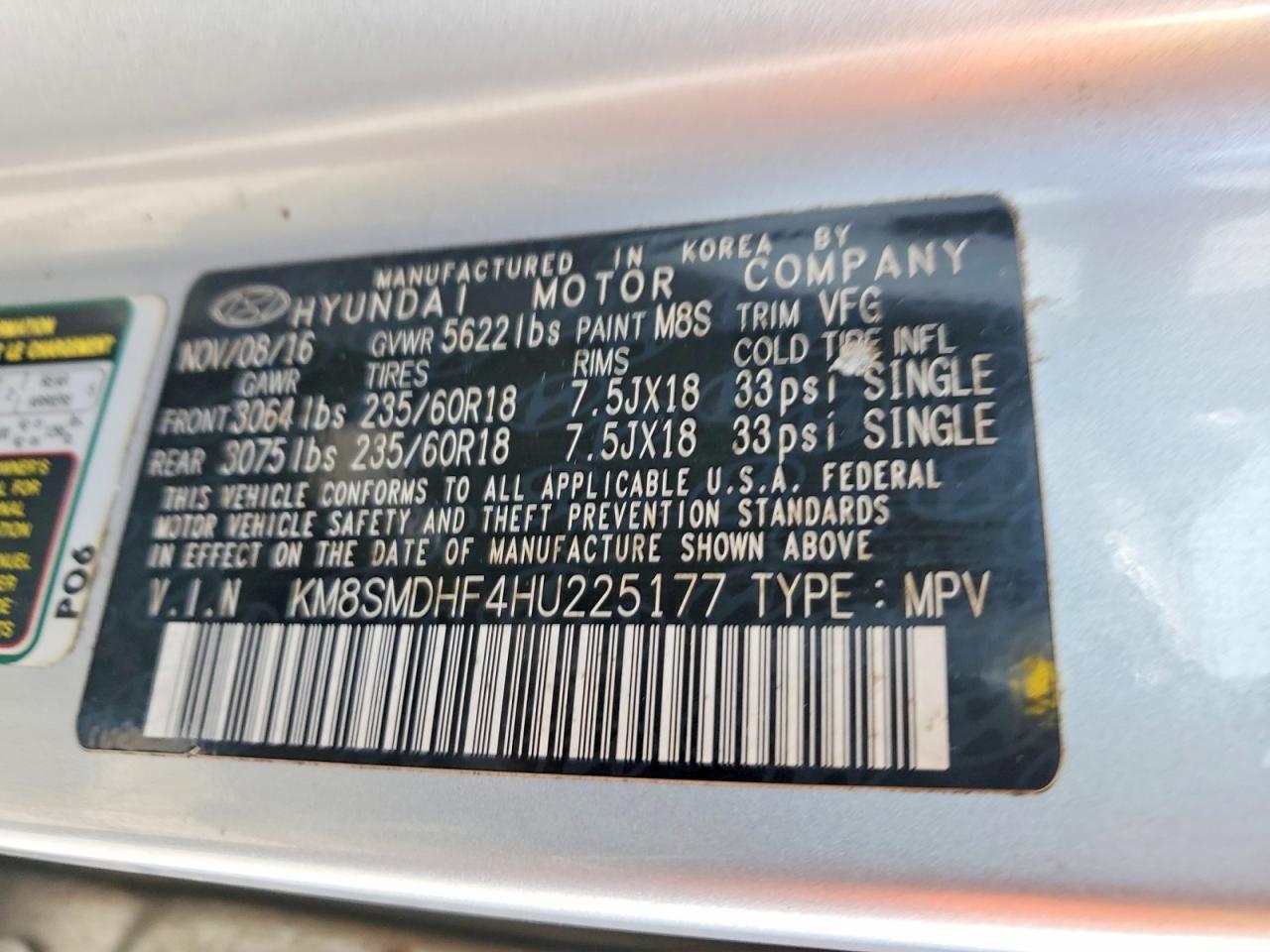 2017 Hyundai Santa Fe Se Silver vin: KM8SMDHF4HU225177