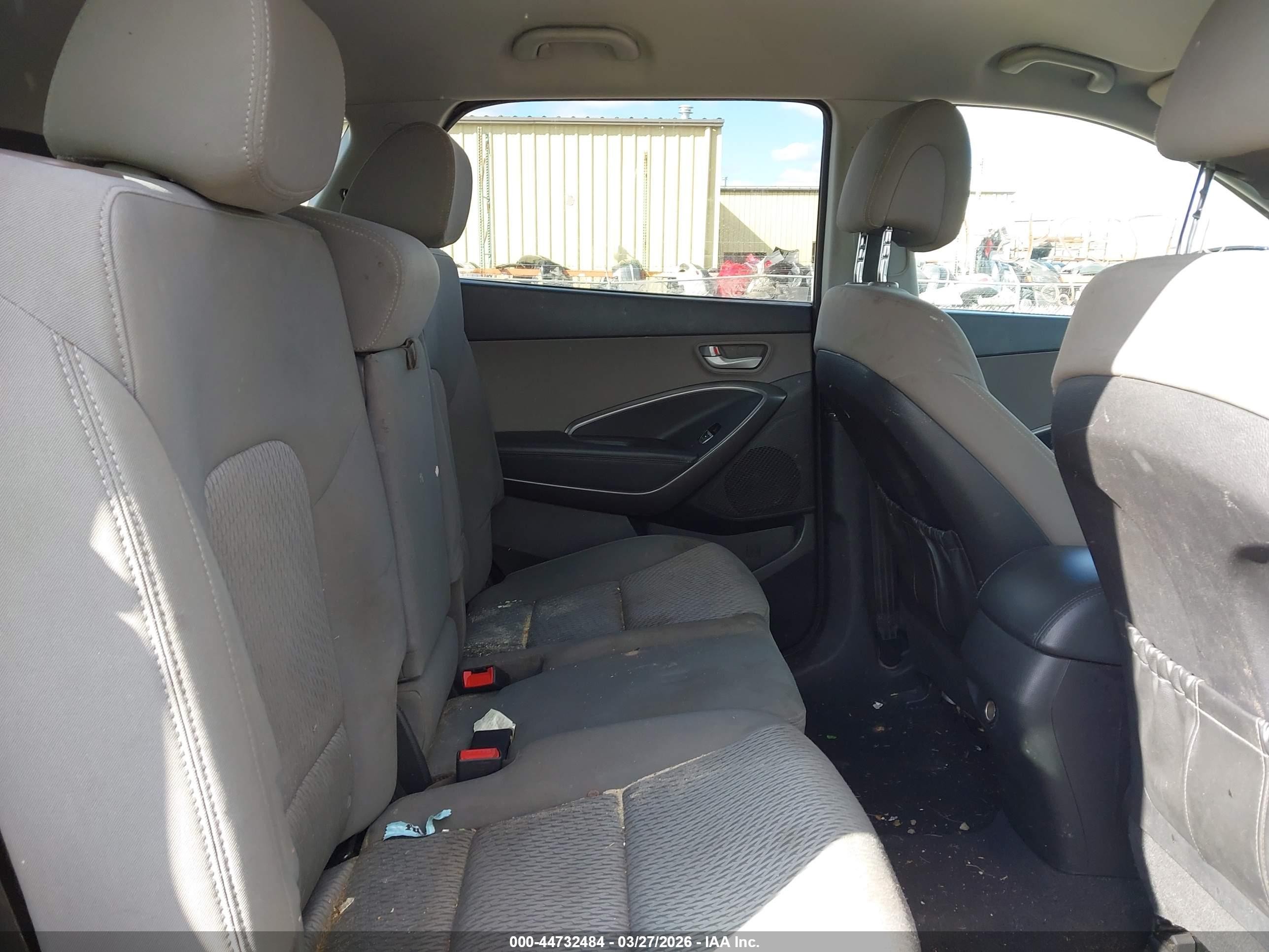 2014 Hyundai Santa Fe Gls Серебряный vin: KM8SMDHF6EU045906