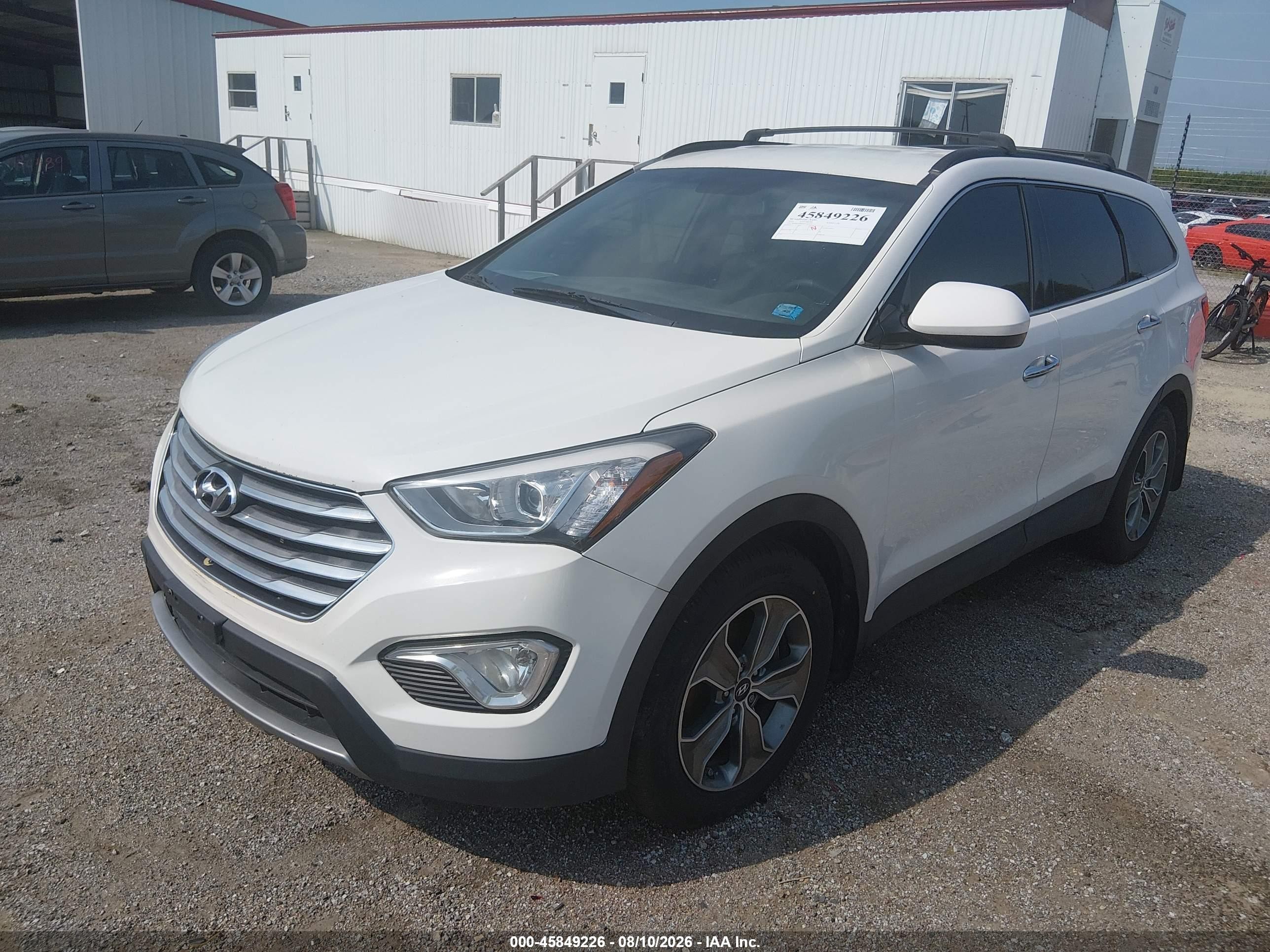 2015 Hyundai Santa Fe Gls White vin: KM8SMDHF6FU125644