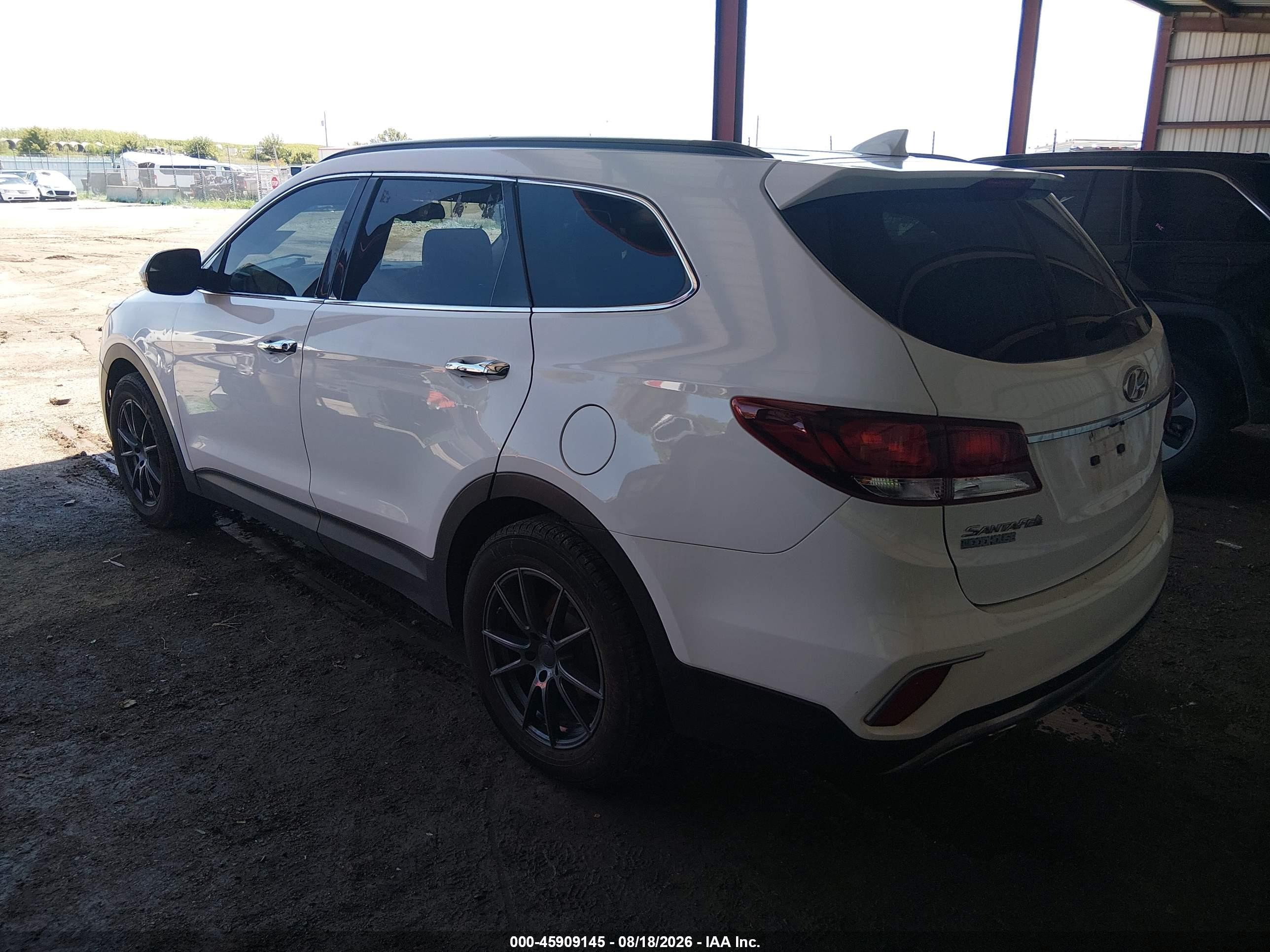 2017 Hyundai Santa Fe Se White vin: KM8SMDHF6HU178881