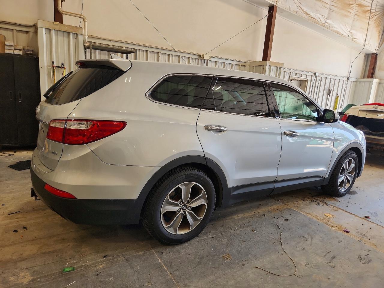 2013 Hyundai Santa Fe Gls Silver vin: KM8SMDHF7DU008619