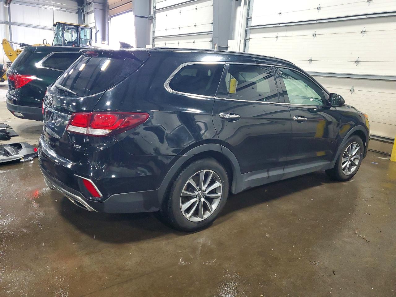 2017 Hyundai Santa Fe Se Black vin: KM8SMDHF7HU209457