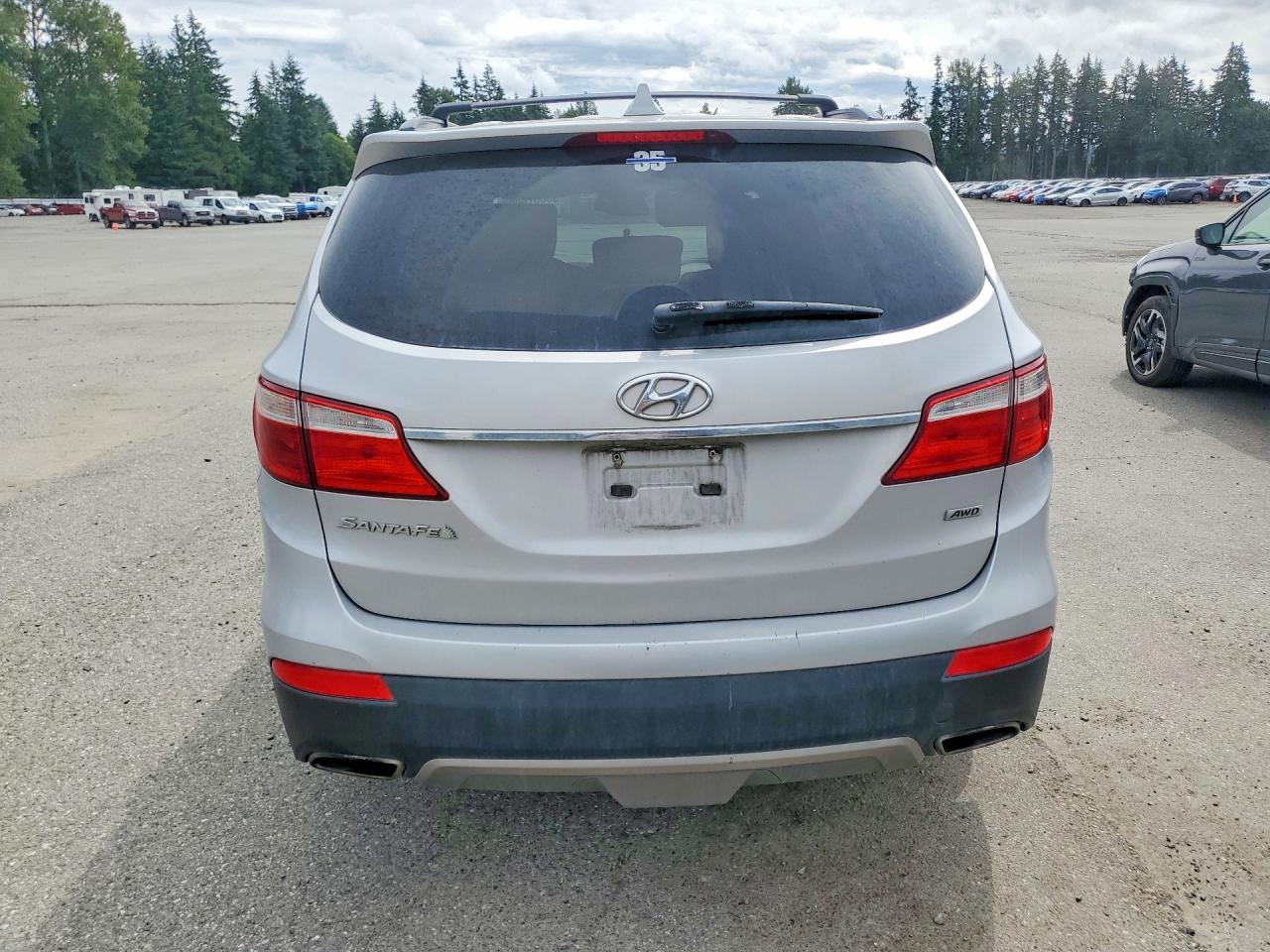 2013 Hyundai Santa Fe Gls Silver vin: KM8SMDHF8DU032685