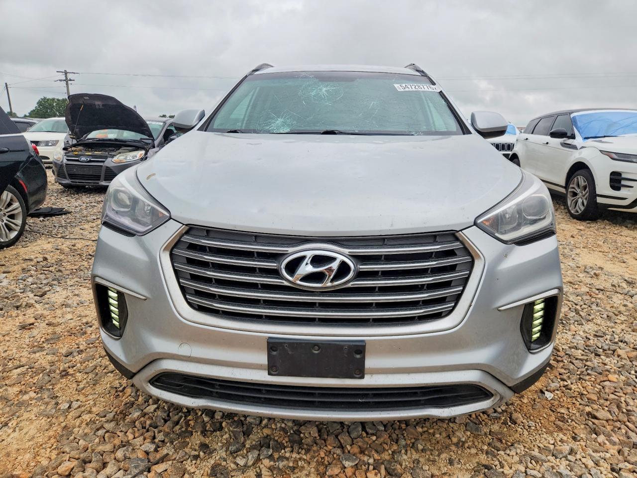 2018 Hyundai Santa Fe Se Silver vin: KM8SMDHF8JU292077