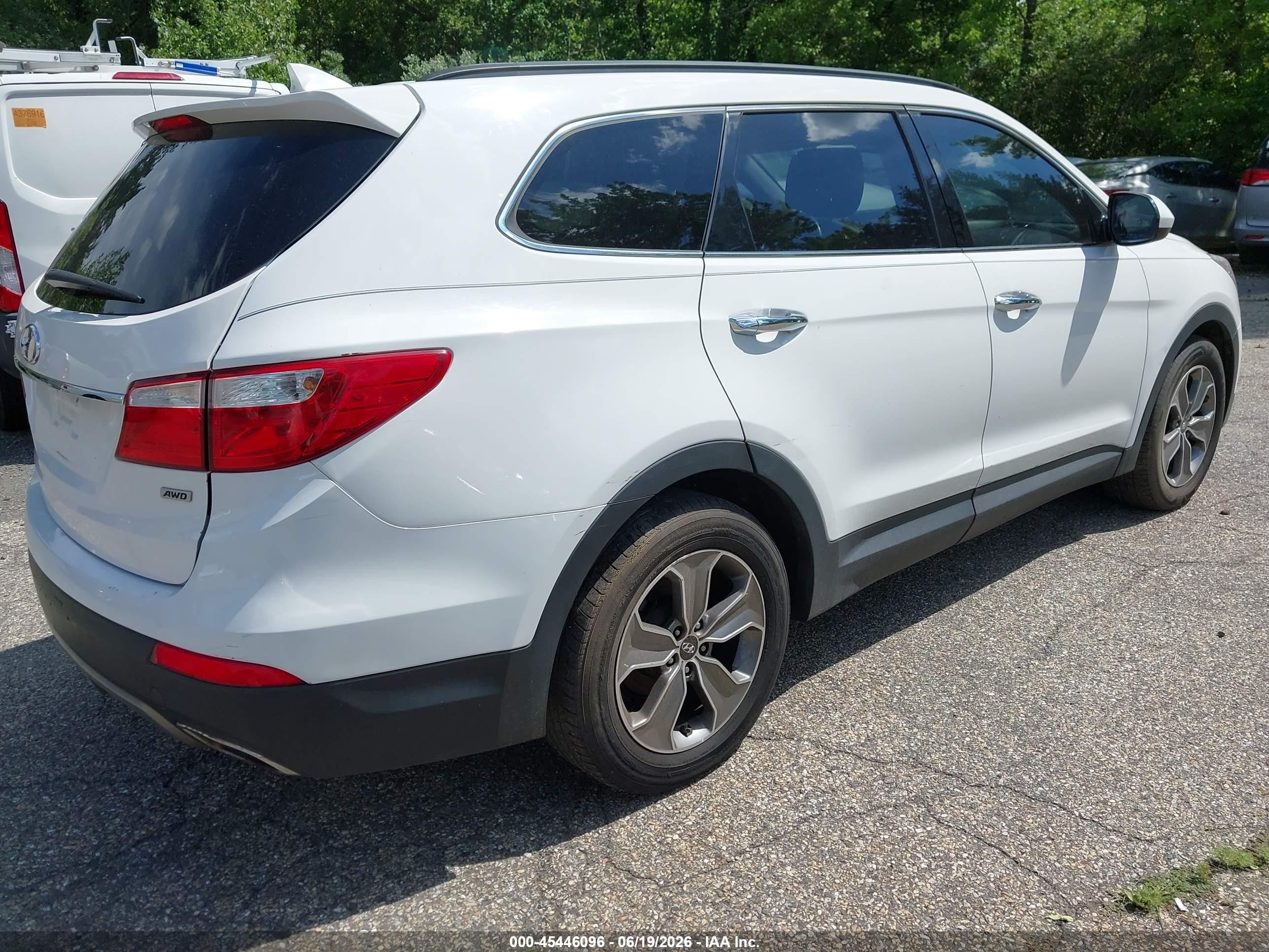 2013 Hyundai Santa Fe Gls Белый vin: KM8SMDHF9DU033439