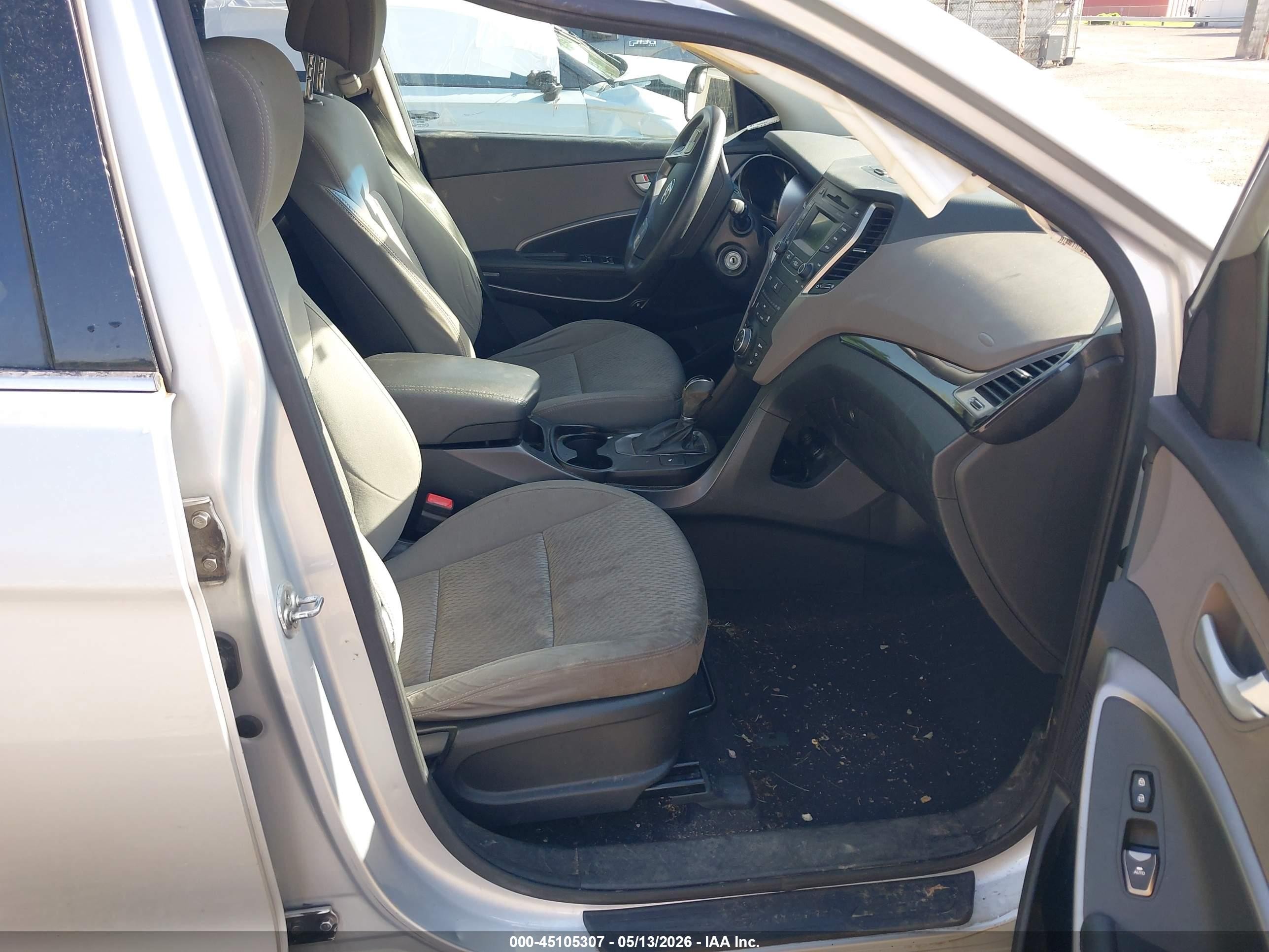 2015 Hyundai Santa Fe Gls Silver vin: KM8SMDHF9FU113374