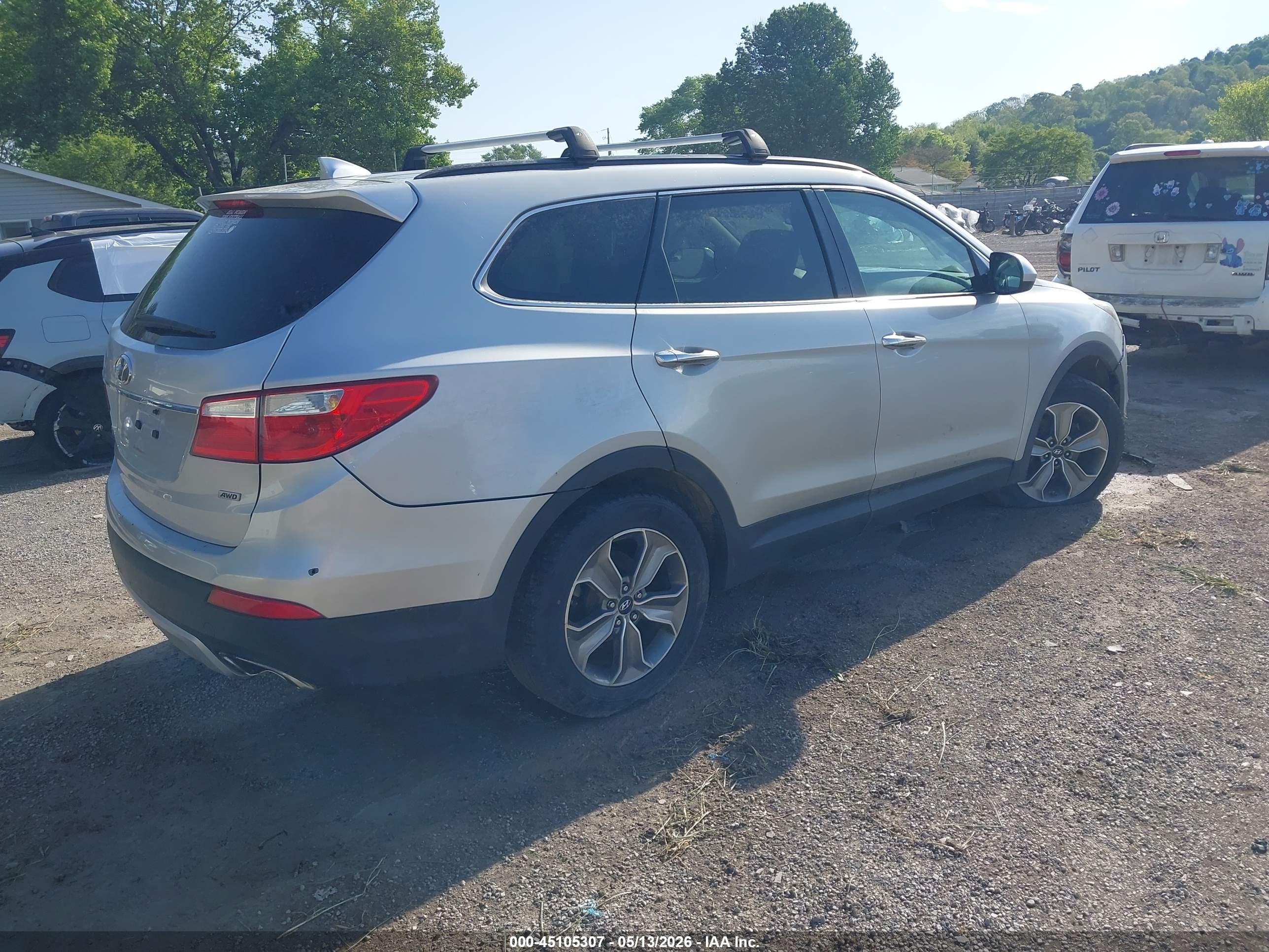 2015 Hyundai Santa Fe Gls Silver vin: KM8SMDHF9FU113374