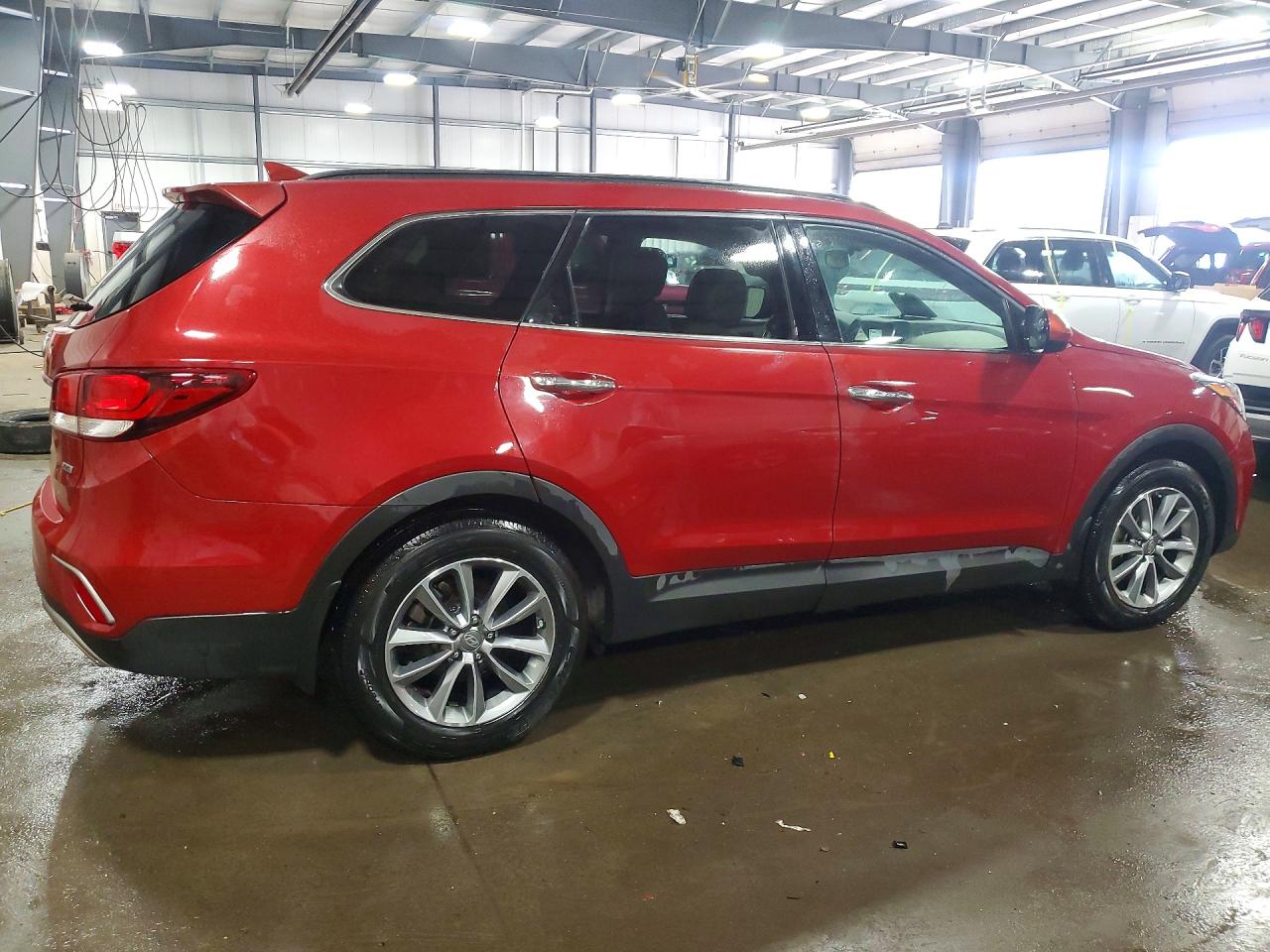 2018 Hyundai Santa Fe Se Красный vin: KM8SMDHF9JU263963