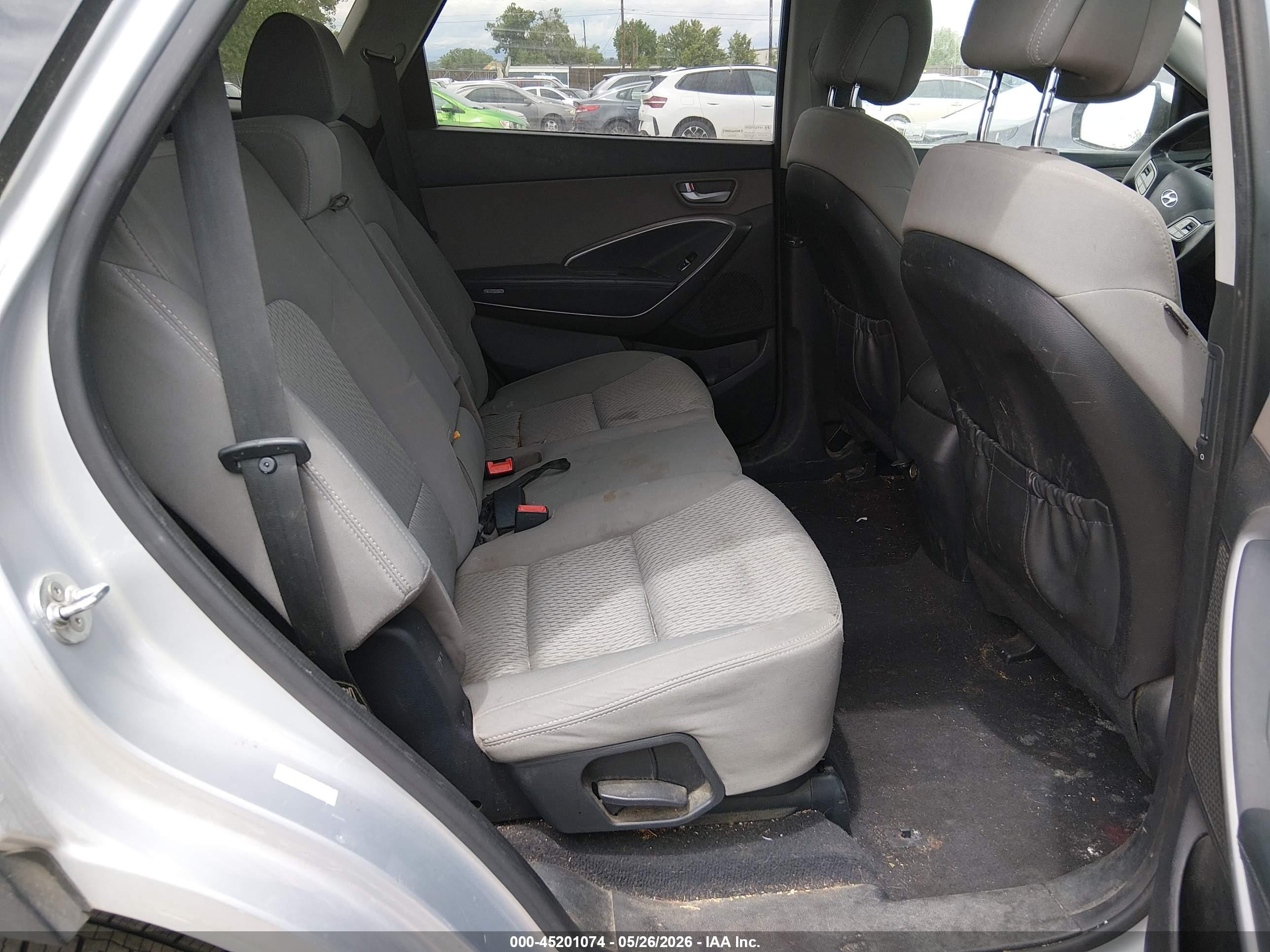 2015 Hyundai Santa Fe Gls Silver vin: KM8SMDHFXFU101623