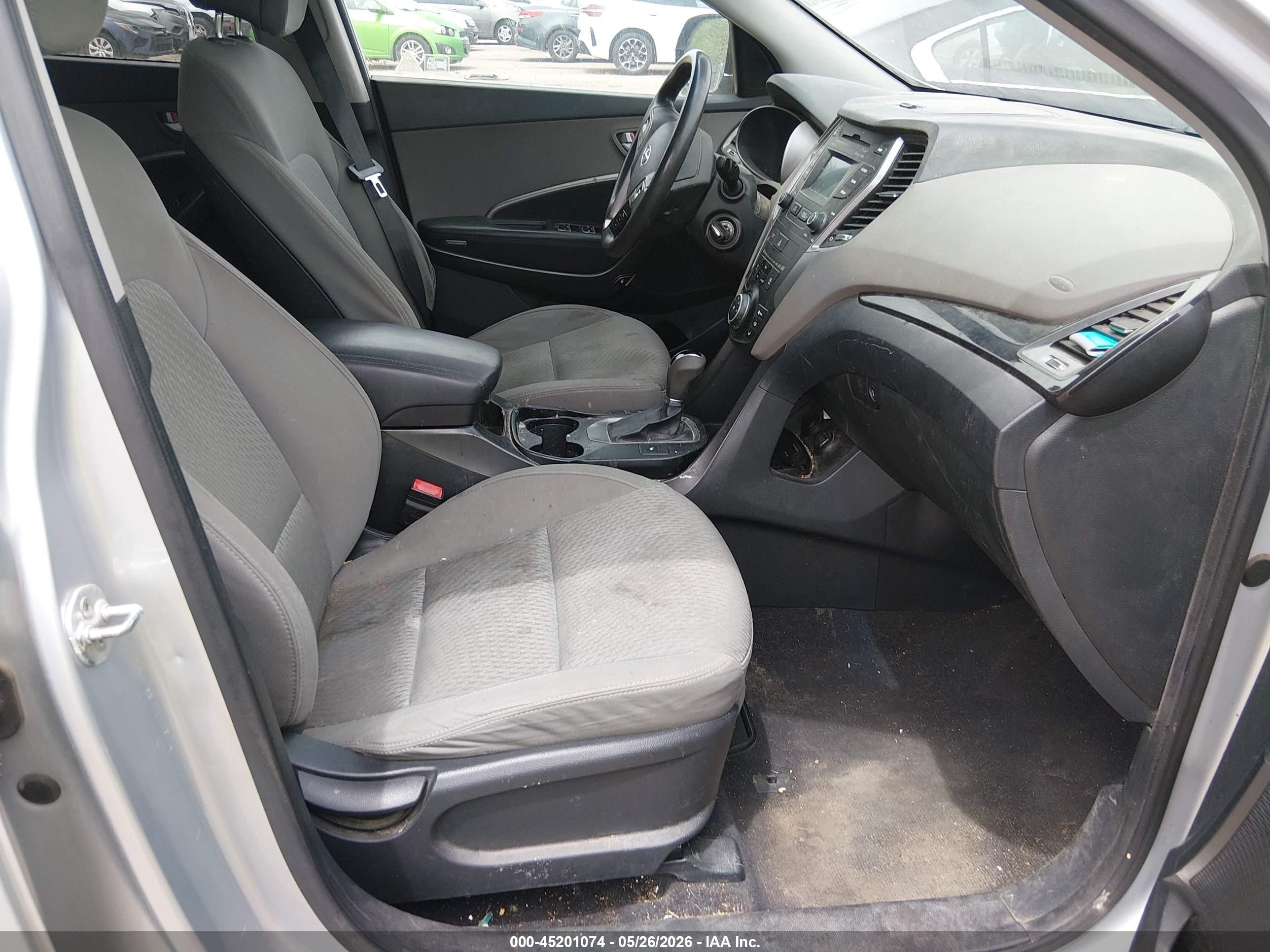 2015 Hyundai Santa Fe Gls Silver vin: KM8SMDHFXFU101623