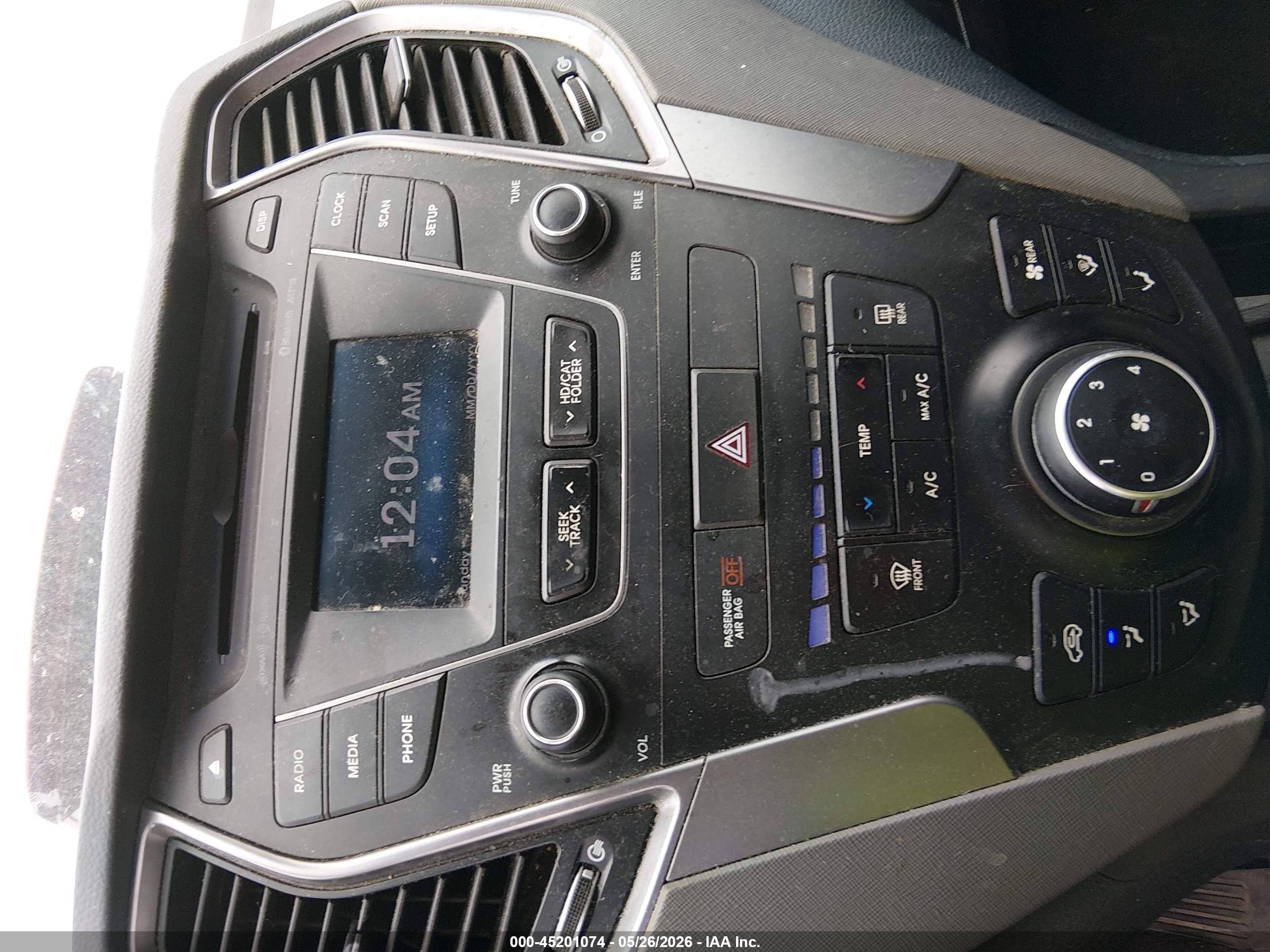 2015 Hyundai Santa Fe Gls Silver vin: KM8SMDHFXFU101623