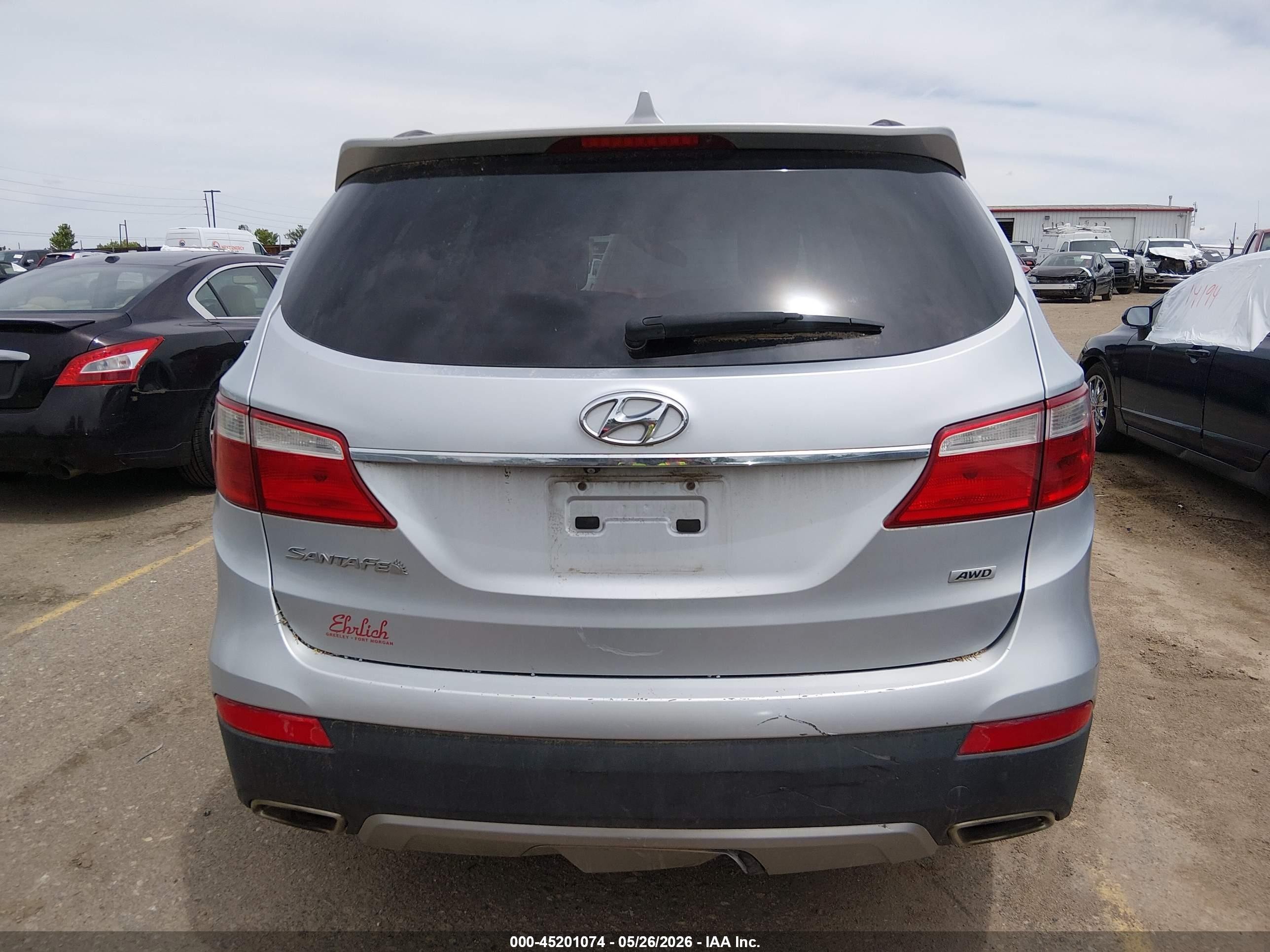 2015 Hyundai Santa Fe Gls Silver vin: KM8SMDHFXFU101623