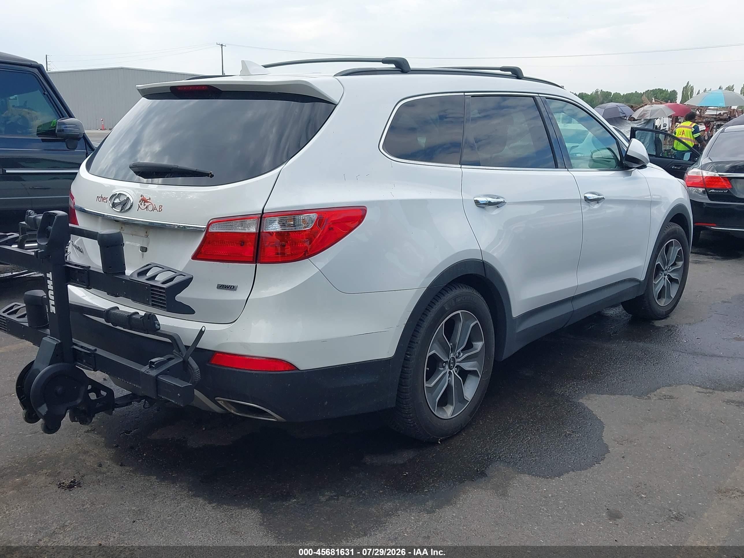 2015 Hyundai Santa Fe Gls Белый vin: KM8SMDHFXFU126912