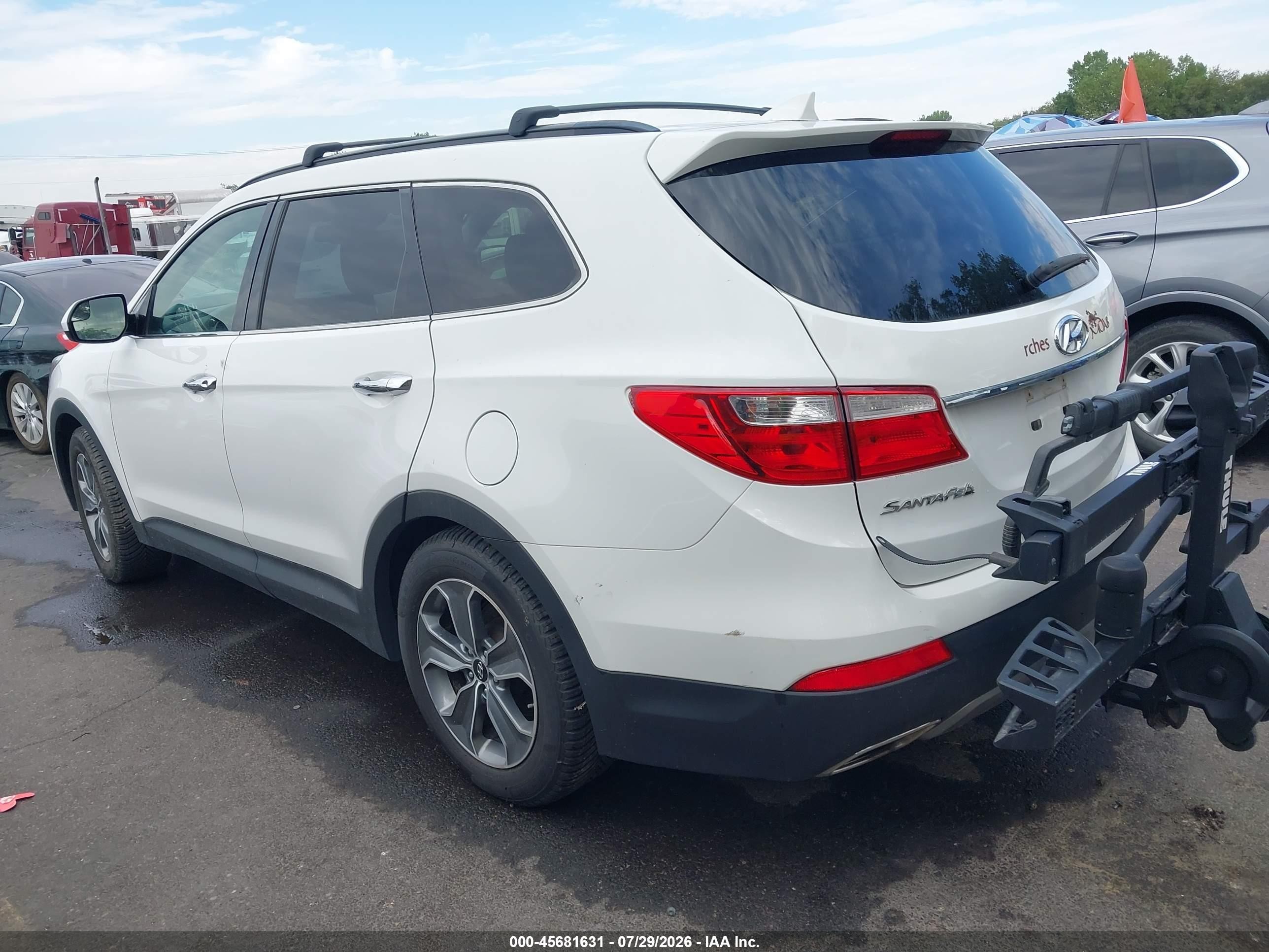 2015 Hyundai Santa Fe Gls Белый vin: KM8SMDHFXFU126912