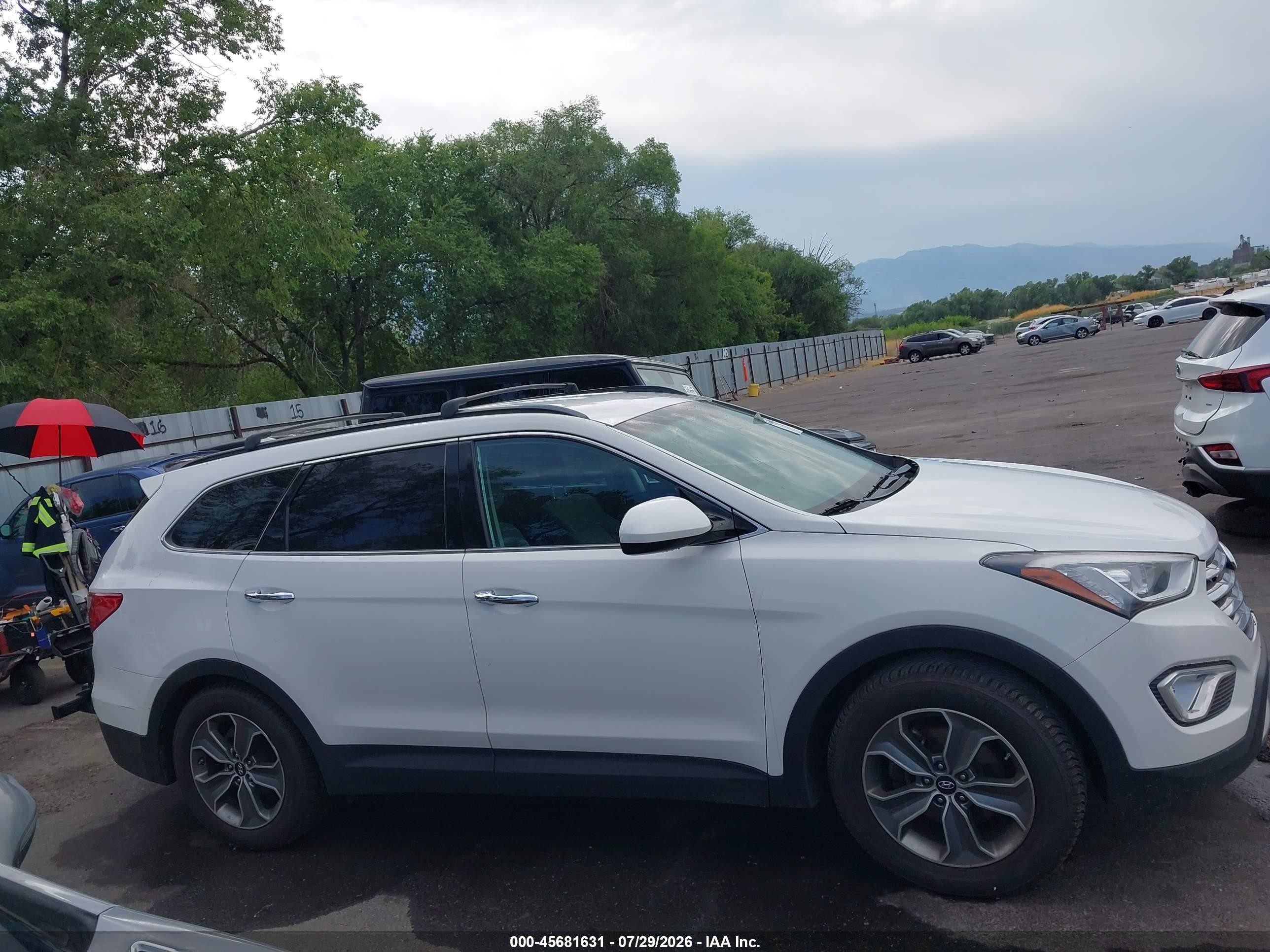 2015 Hyundai Santa Fe Gls Белый vin: KM8SMDHFXFU126912