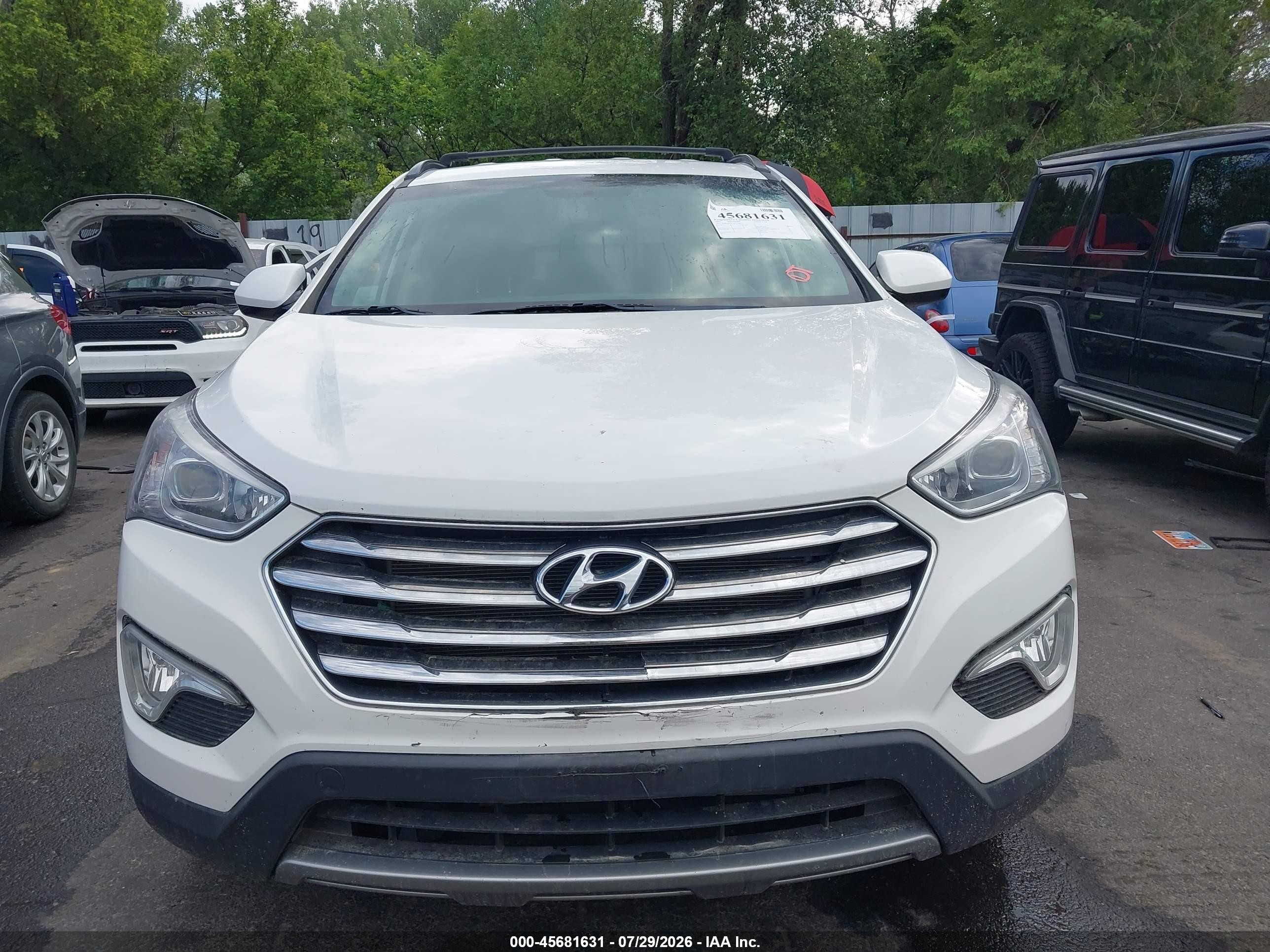 2015 Hyundai Santa Fe Gls Белый vin: KM8SMDHFXFU126912