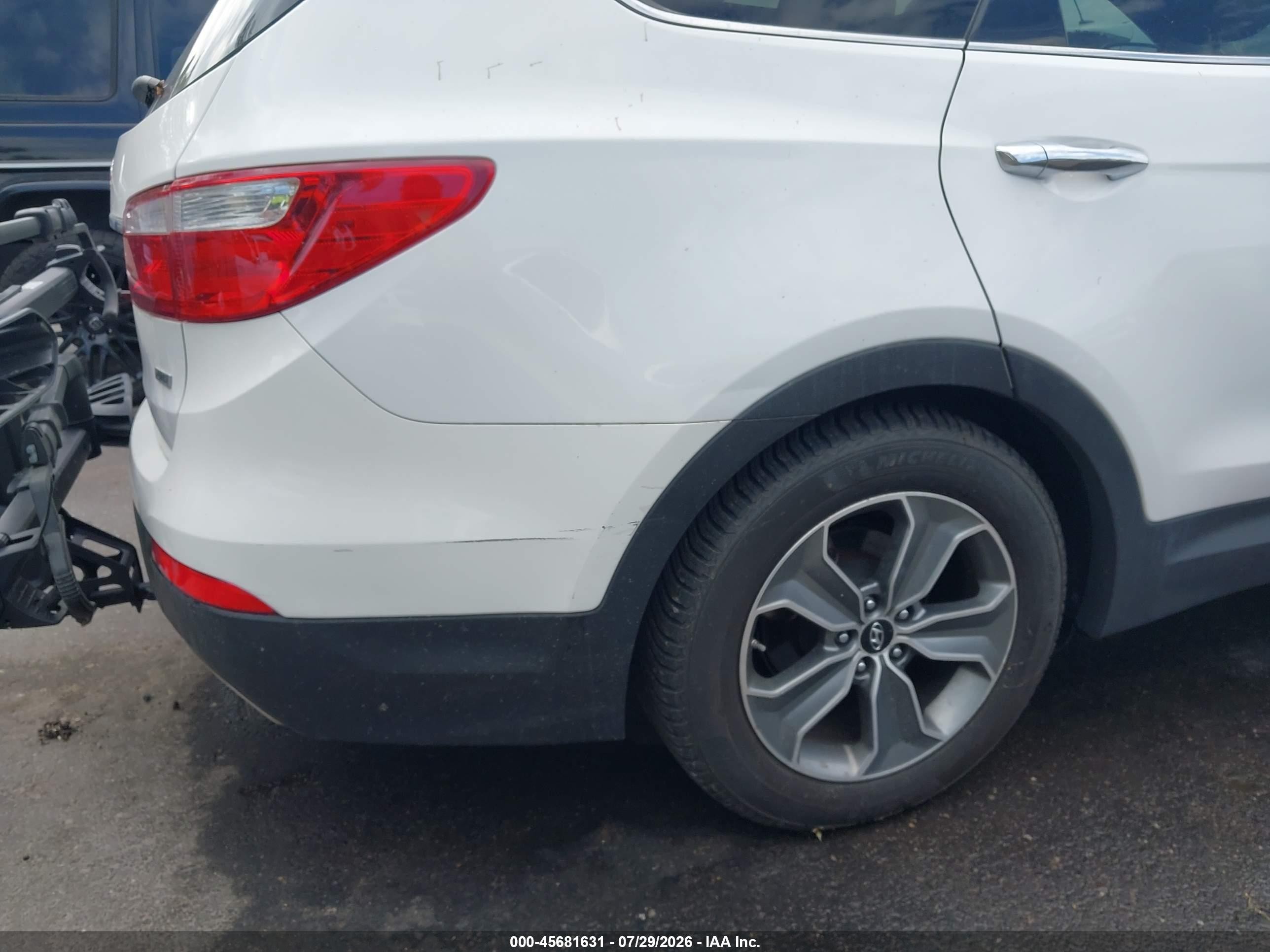 2015 Hyundai Santa Fe Gls Белый vin: KM8SMDHFXFU126912