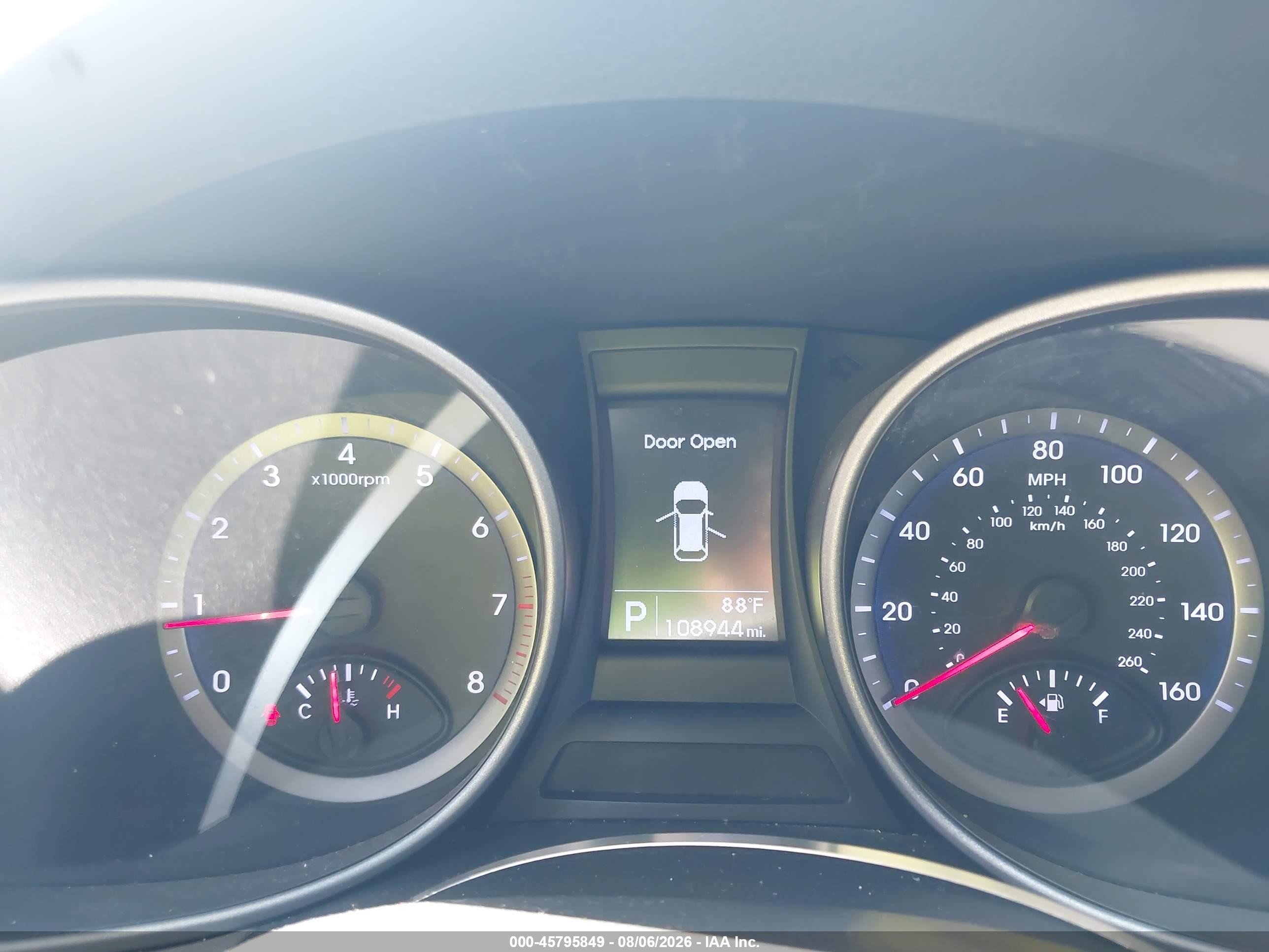 2016 Hyundai Santa Fe Se White vin: KM8SMDHFXGU151567