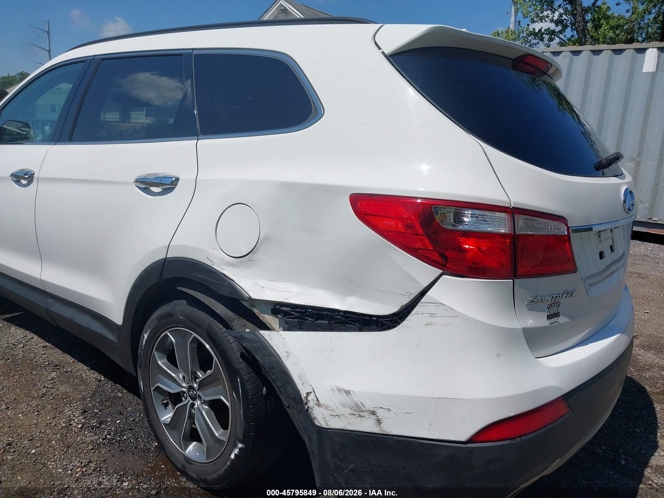 2016 Hyundai Santa Fe Se White vin: KM8SMDHFXGU151567