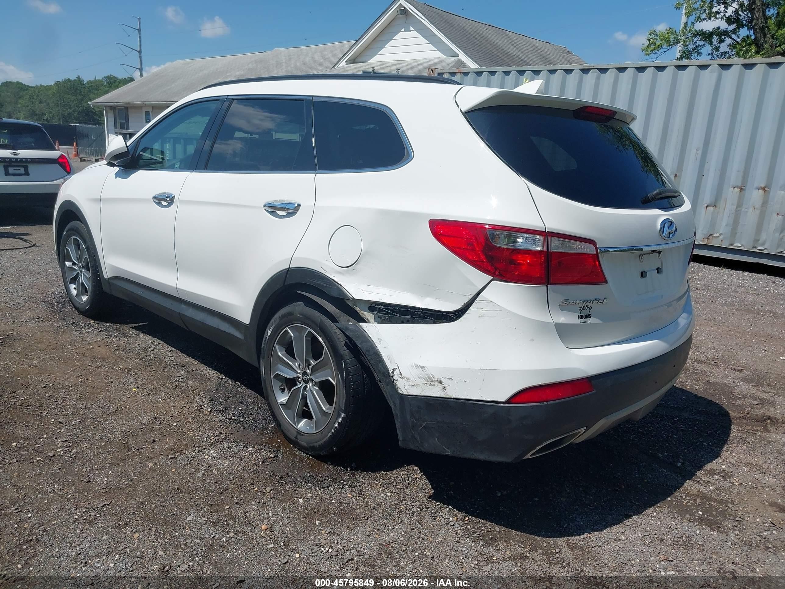 2016 Hyundai Santa Fe Se White vin: KM8SMDHFXGU151567