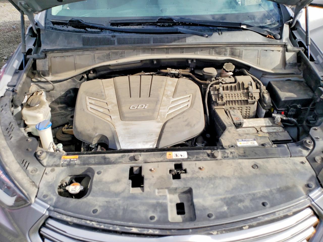 2017 Hyundai Santa Fe Se Gray vin: KM8SMDHFXHU200381