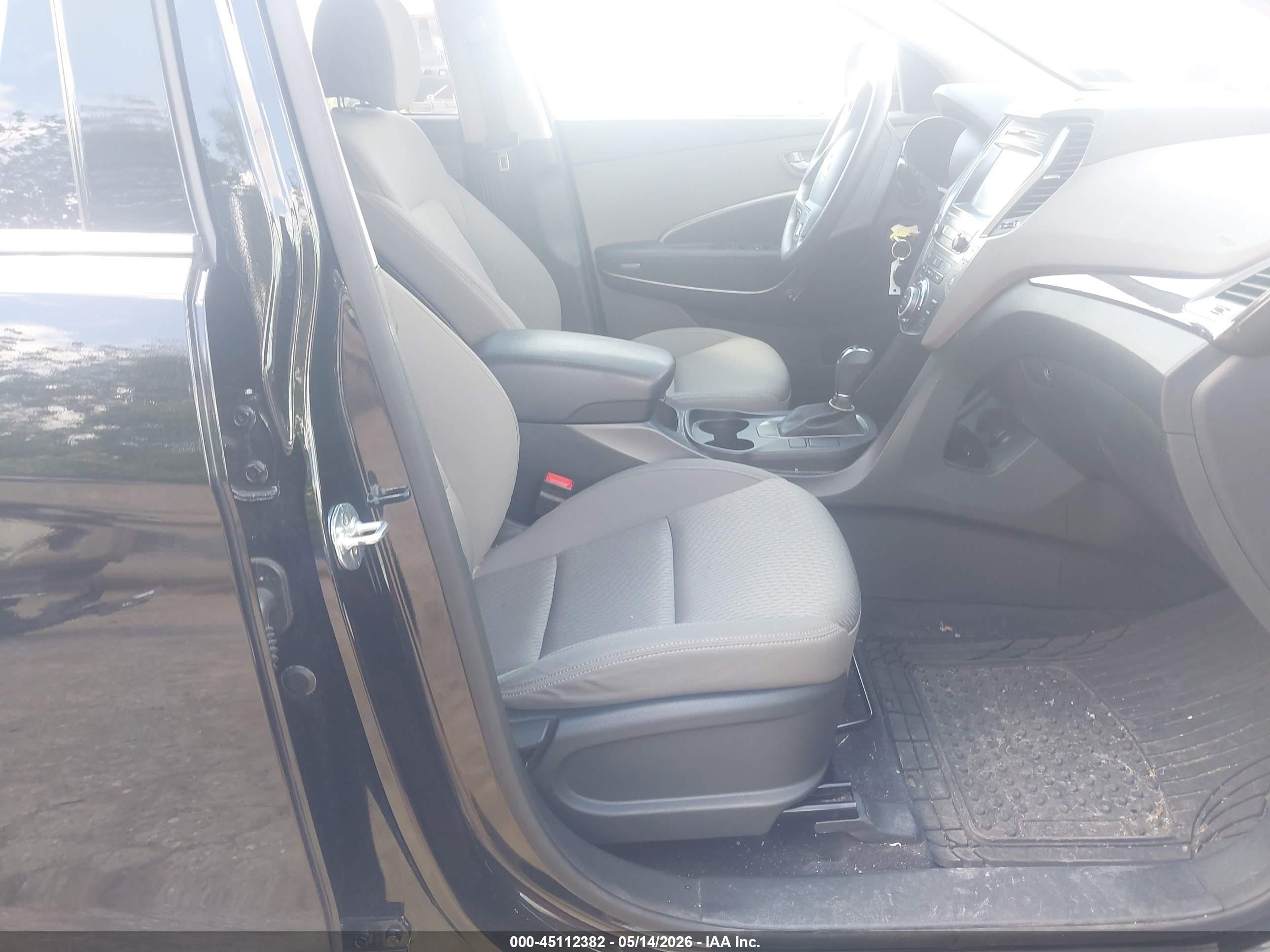 2019 Hyundai Santa Fe Xl Se Black vin: KM8SMDHFXKU304344