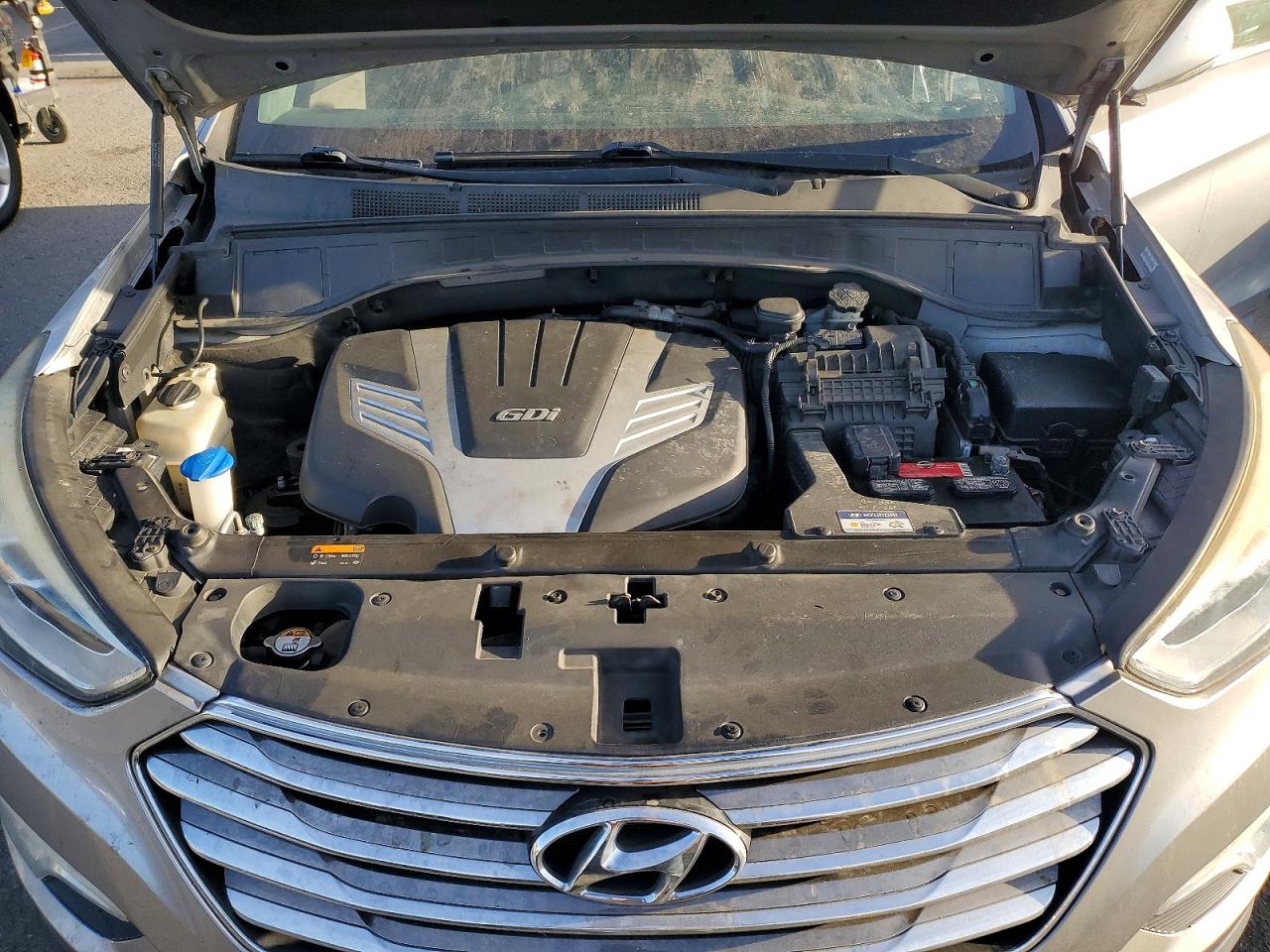 2014 Hyundai Santa Fe Gls Silver vin: KM8SN4HF0EU062536