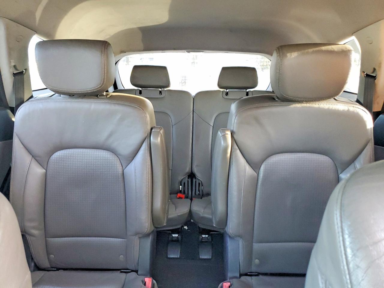 2014 Hyundai Santa Fe Gls Silver vin: KM8SN4HF0EU062536