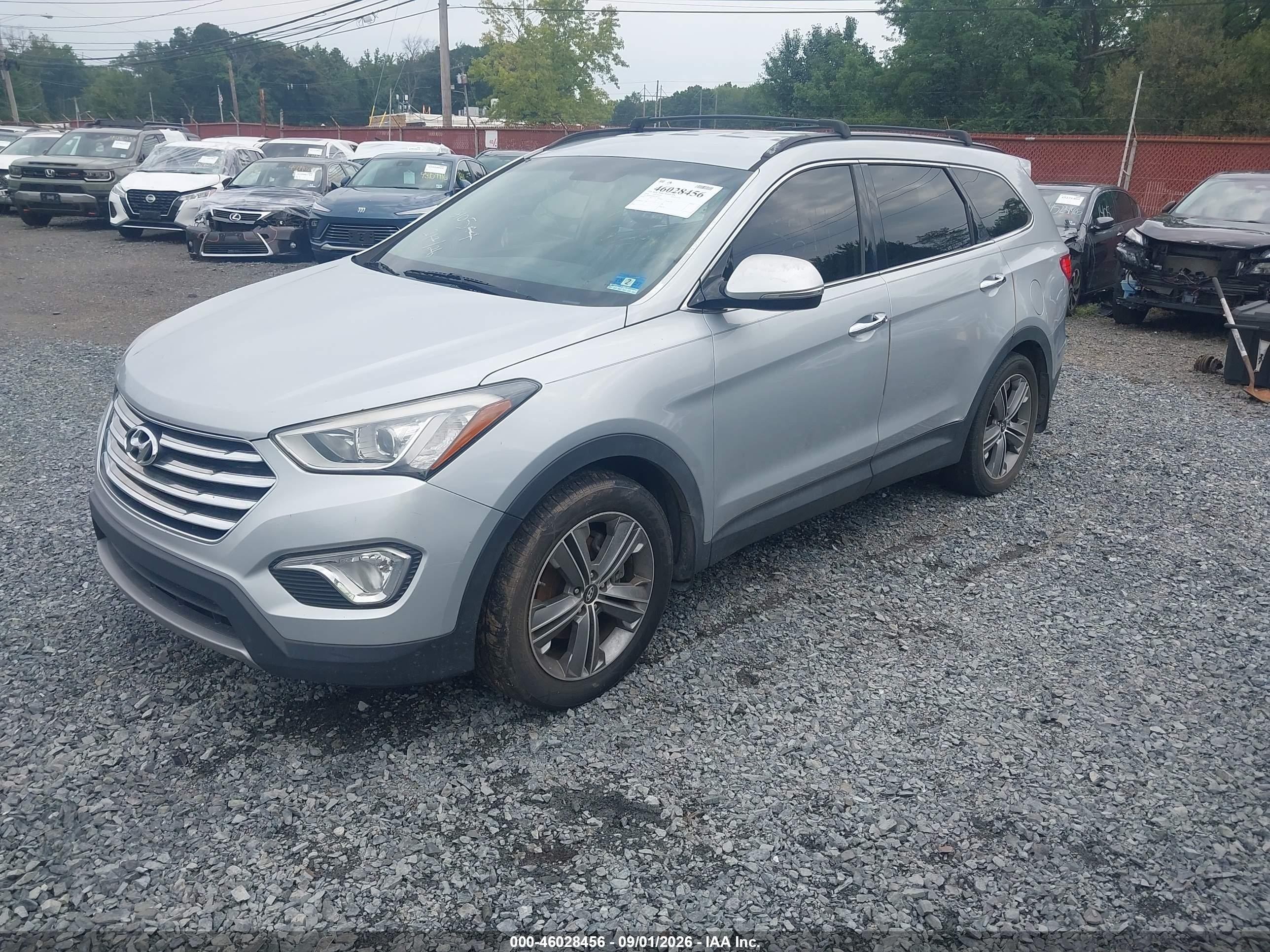 2014 Hyundai Santa Fe Gls Silver vin: KM8SN4HF0EU082365