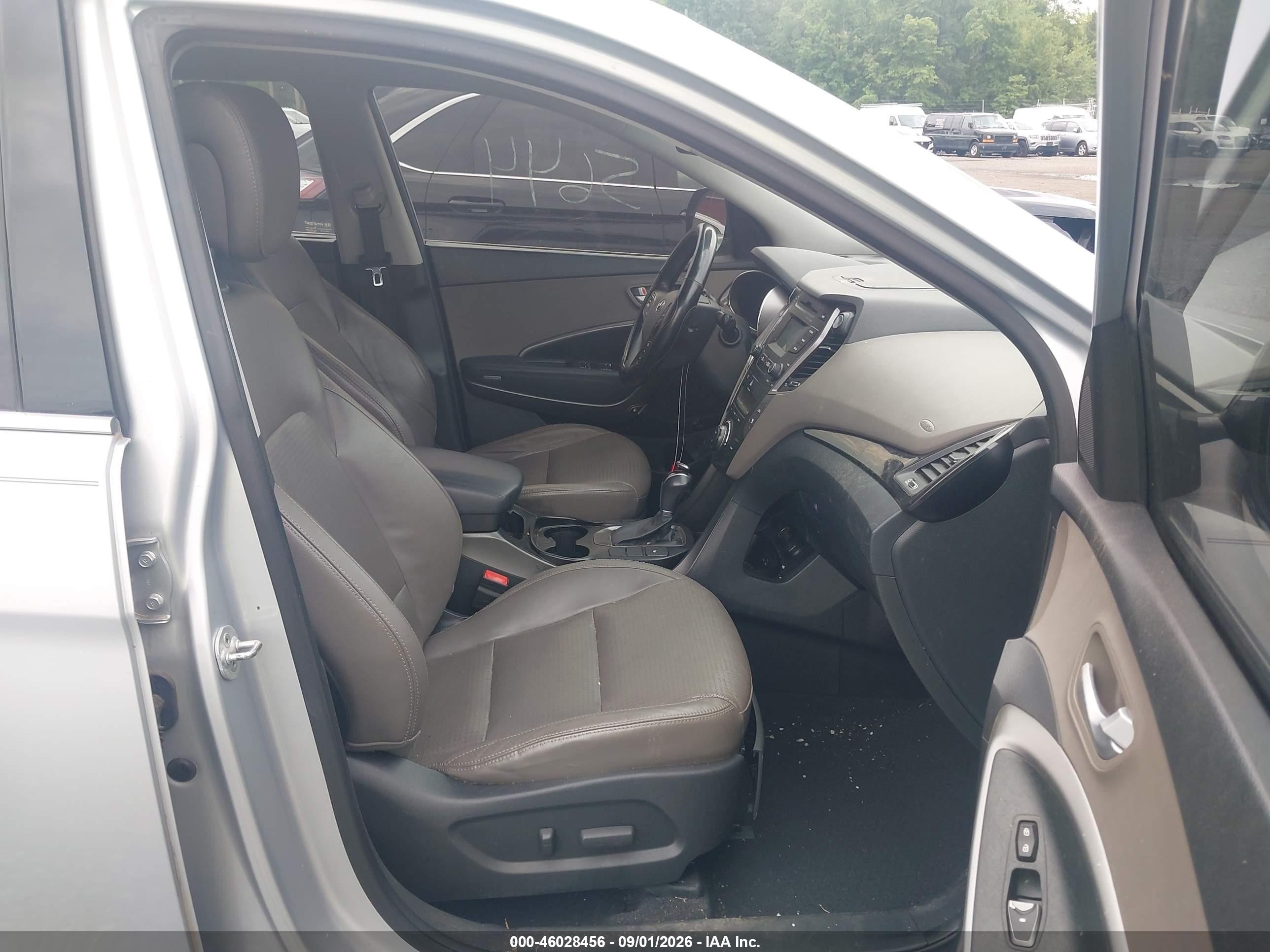 2014 Hyundai Santa Fe Gls Silver vin: KM8SN4HF0EU082365