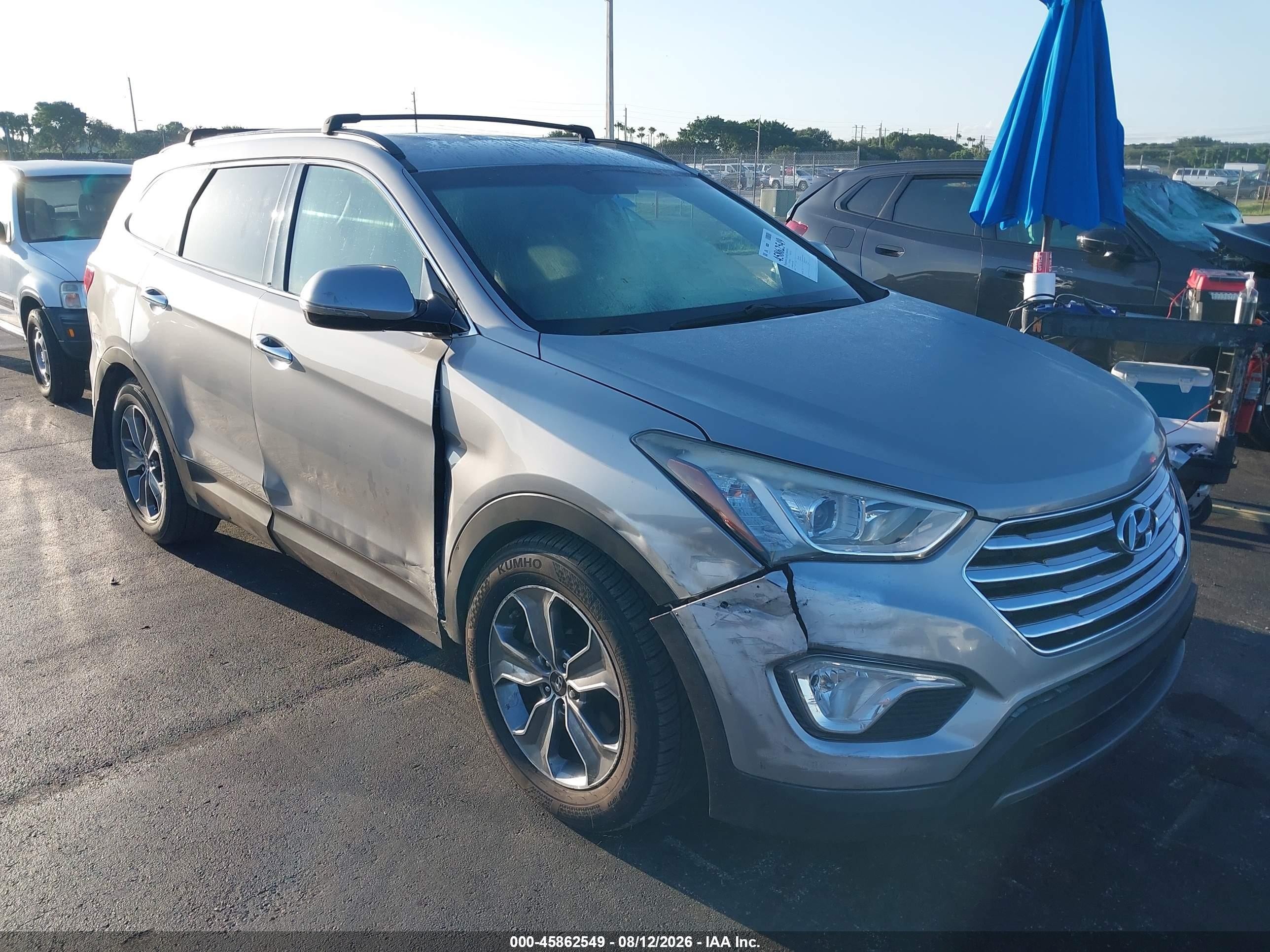 2014 Hyundai Santa Fe Limited Silver vin: KM8SN4HF1EU049164