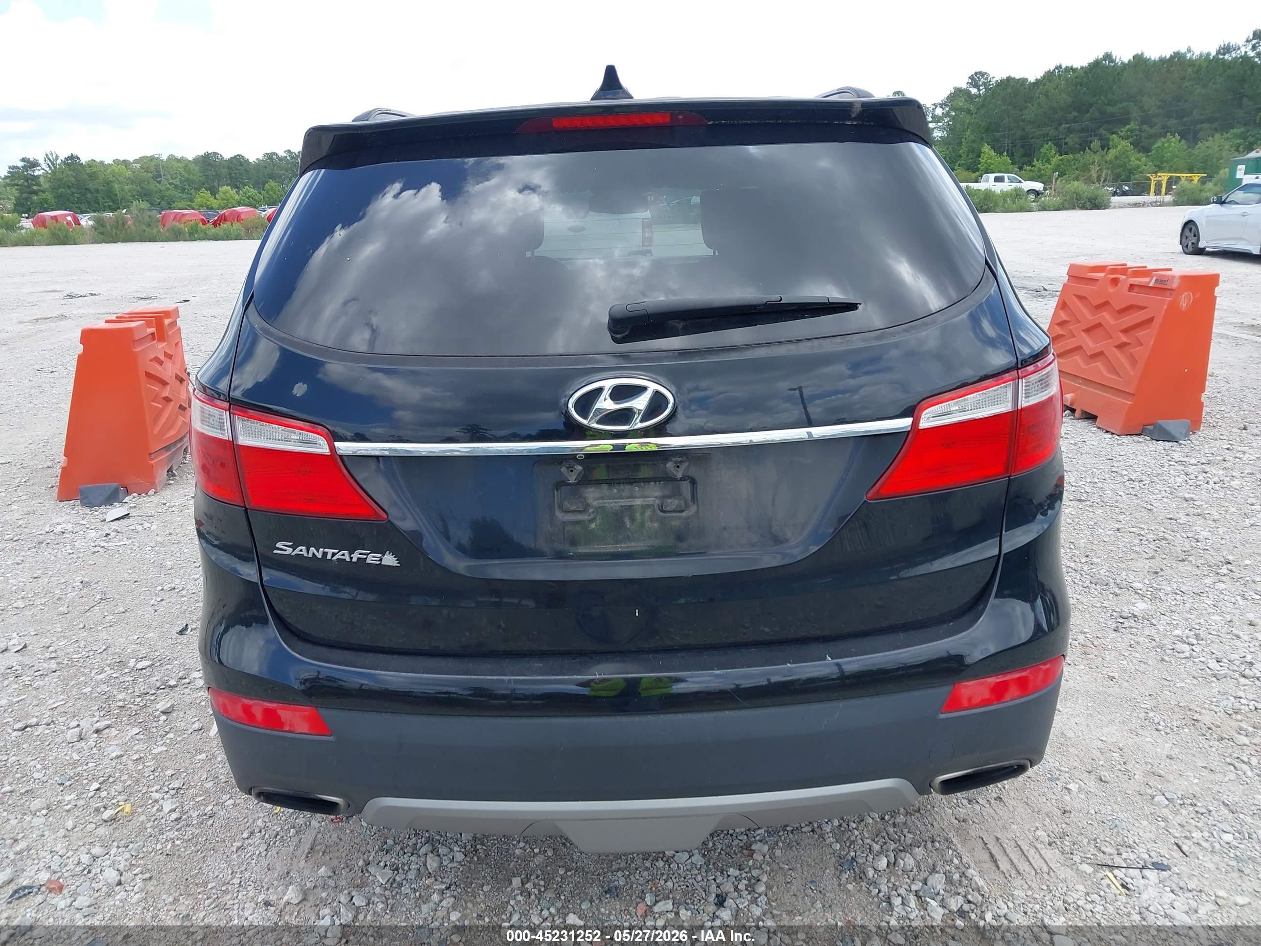 2014 Hyundai Santa Fe Gls Black vin: KM8SN4HF2EU070475