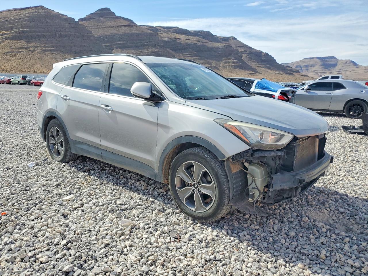 2013 Hyundai Santa Fe Silver vin: KM8SN4HF3DU009831