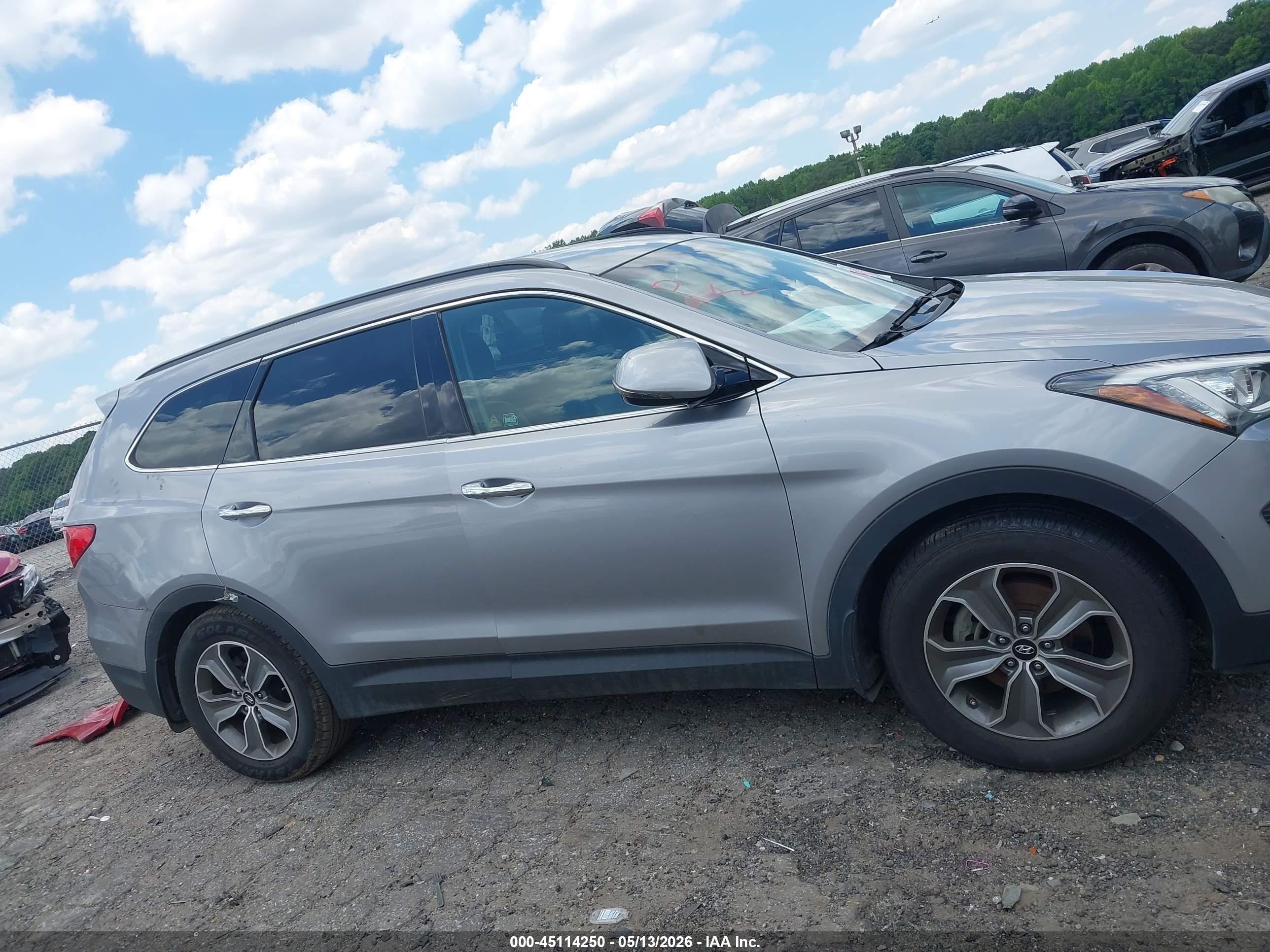 2013 Hyundai Santa Fe Gls Silver vin: KM8SN4HF4DU027190