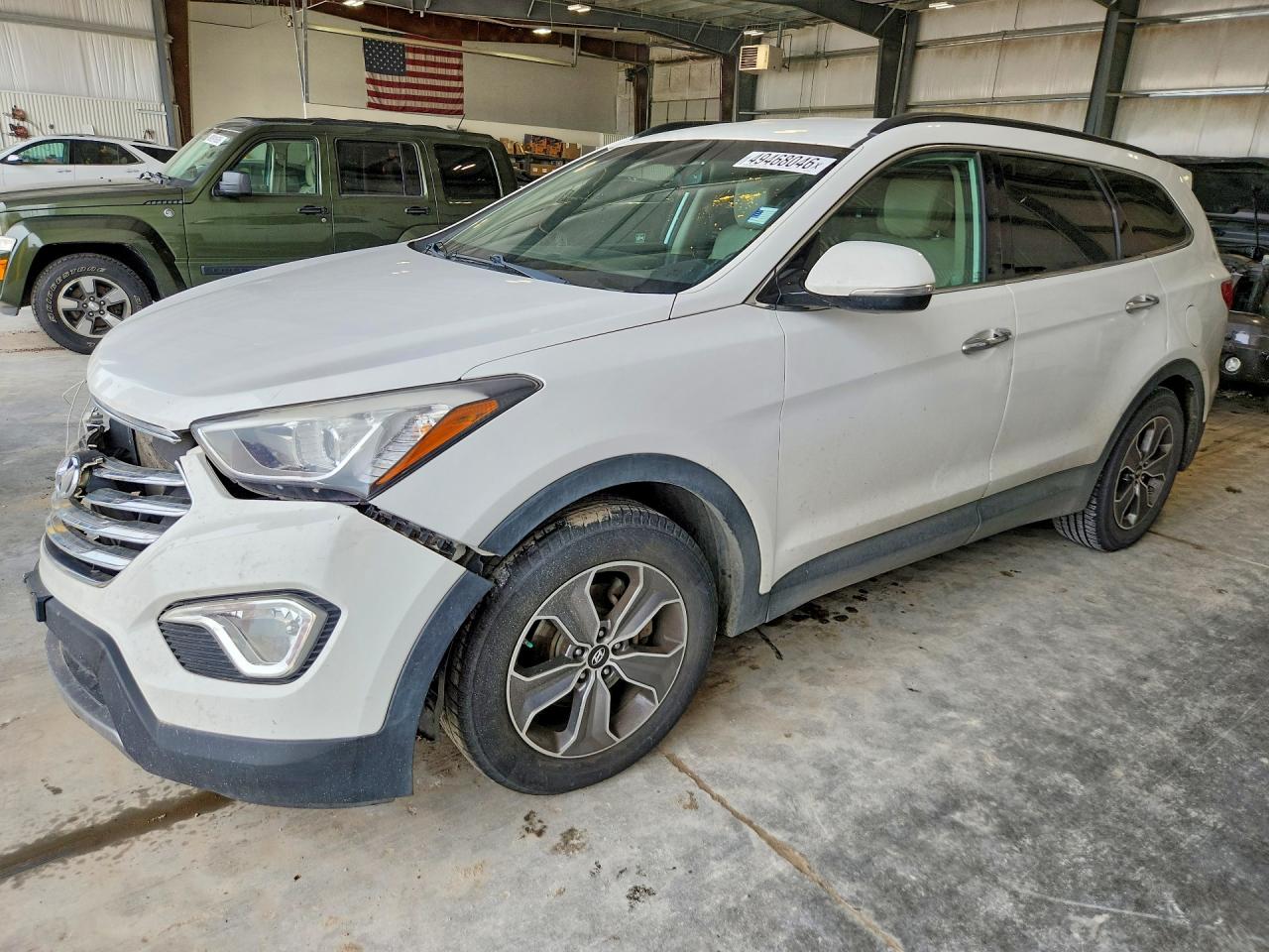 2013 Hyundai Santa Fe Gls White vin: KM8SN4HF6DU025635