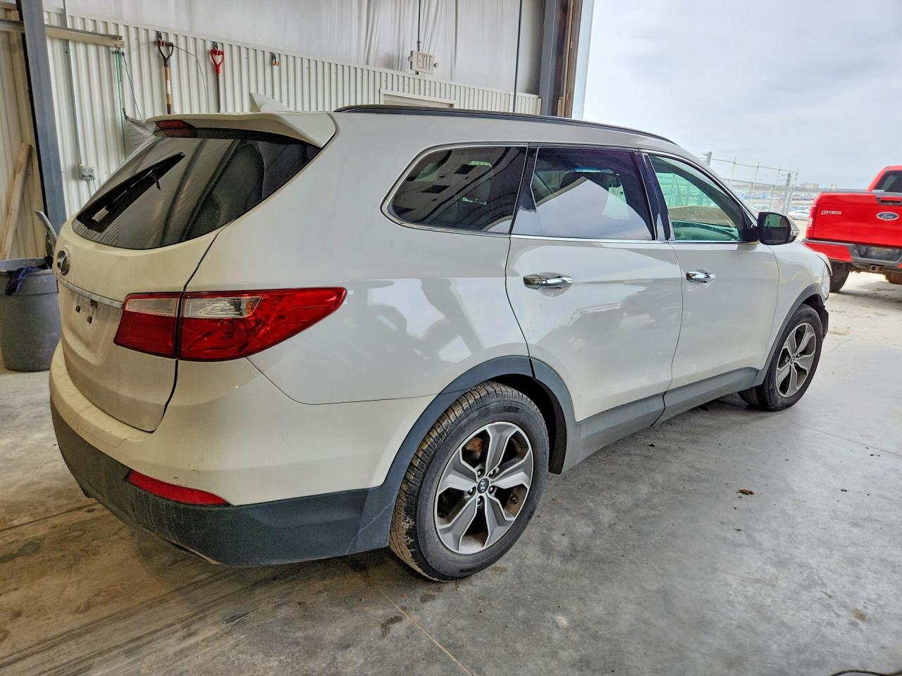 2013 Hyundai Santa Fe Gls White vin: KM8SN4HF6DU025635