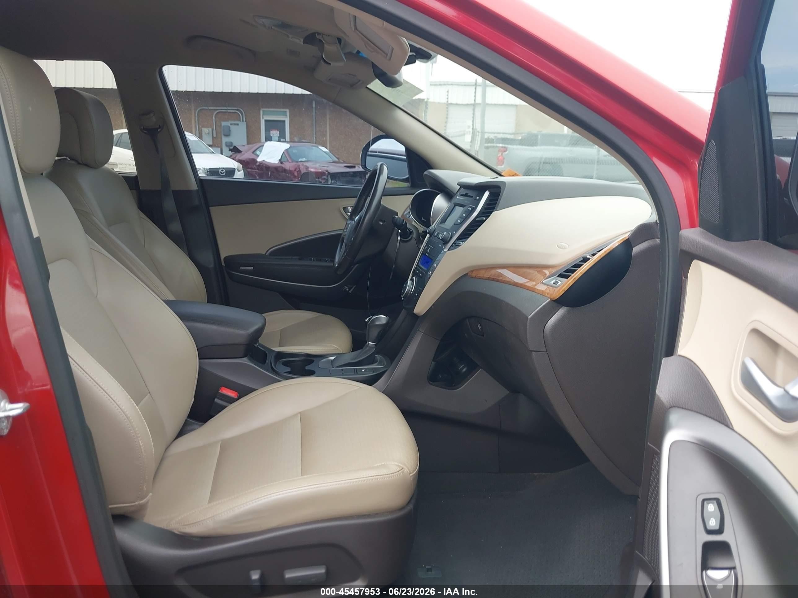 2014 Hyundai Santa Fe Limited Red vin: KM8SN4HF6EU039231