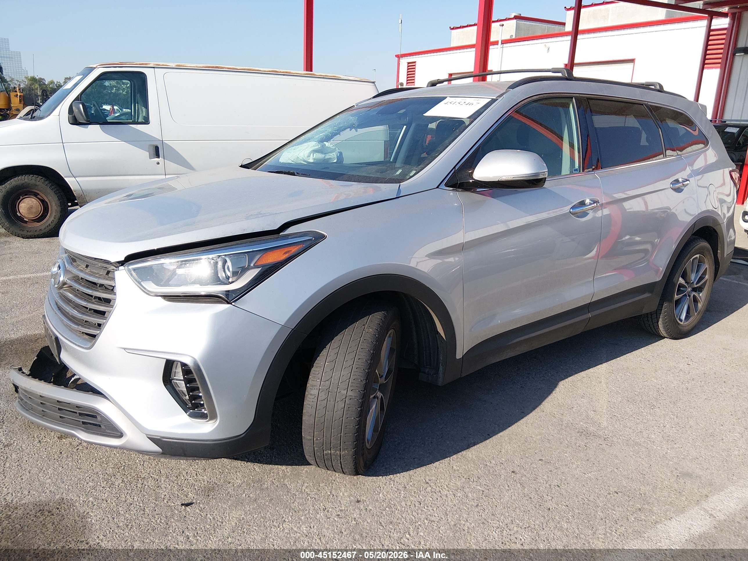 2019 Hyundai Santa Fe Xl Se Silver vin: KM8SN4HF6KU308453