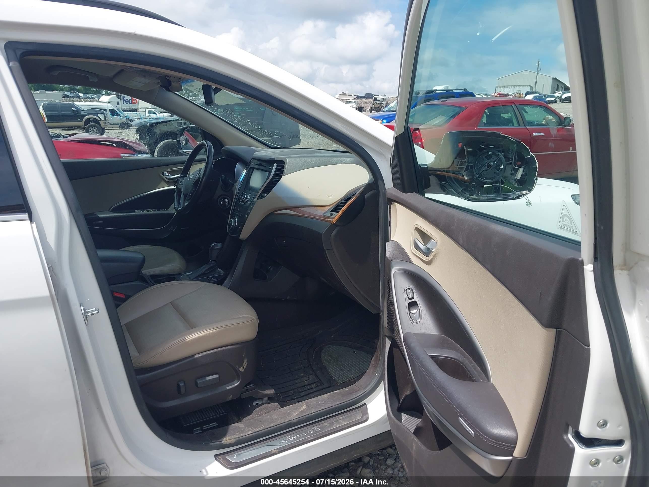 2013 Hyundai Santa Fe Gls White vin: KM8SN4HF7DU003479