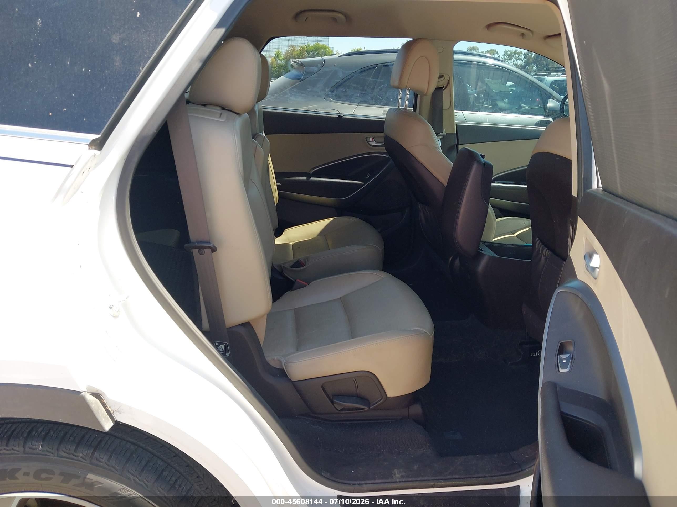 2014 Hyundai Santa Fe Limited White vin: KM8SN4HF7EU039383