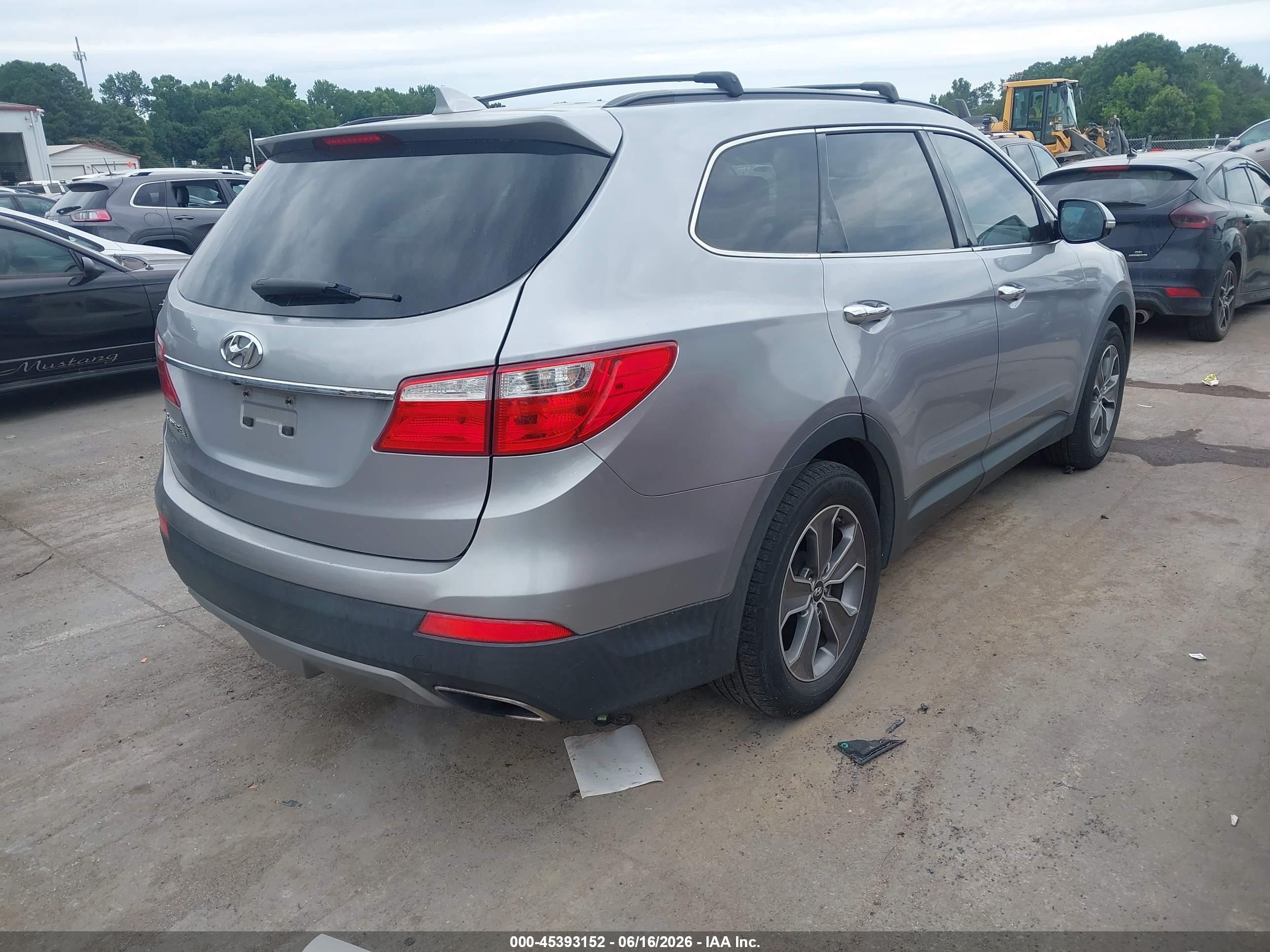 2013 Hyundai Santa Fe Gls Серебряный vin: KM8SN4HF8DU019450
