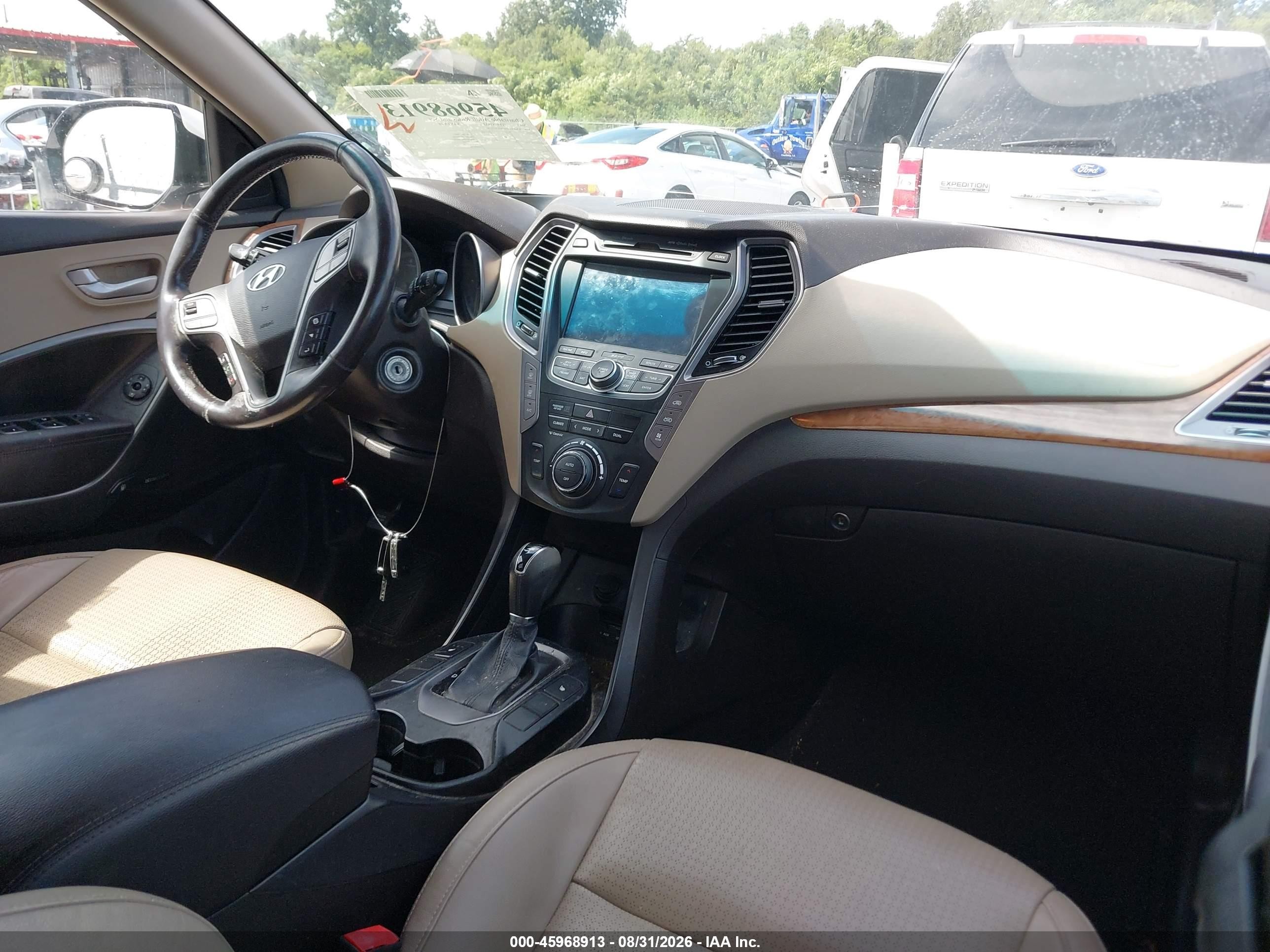 2013 Hyundai Santa Fe Gls White vin: KM8SN4HF9DU025385