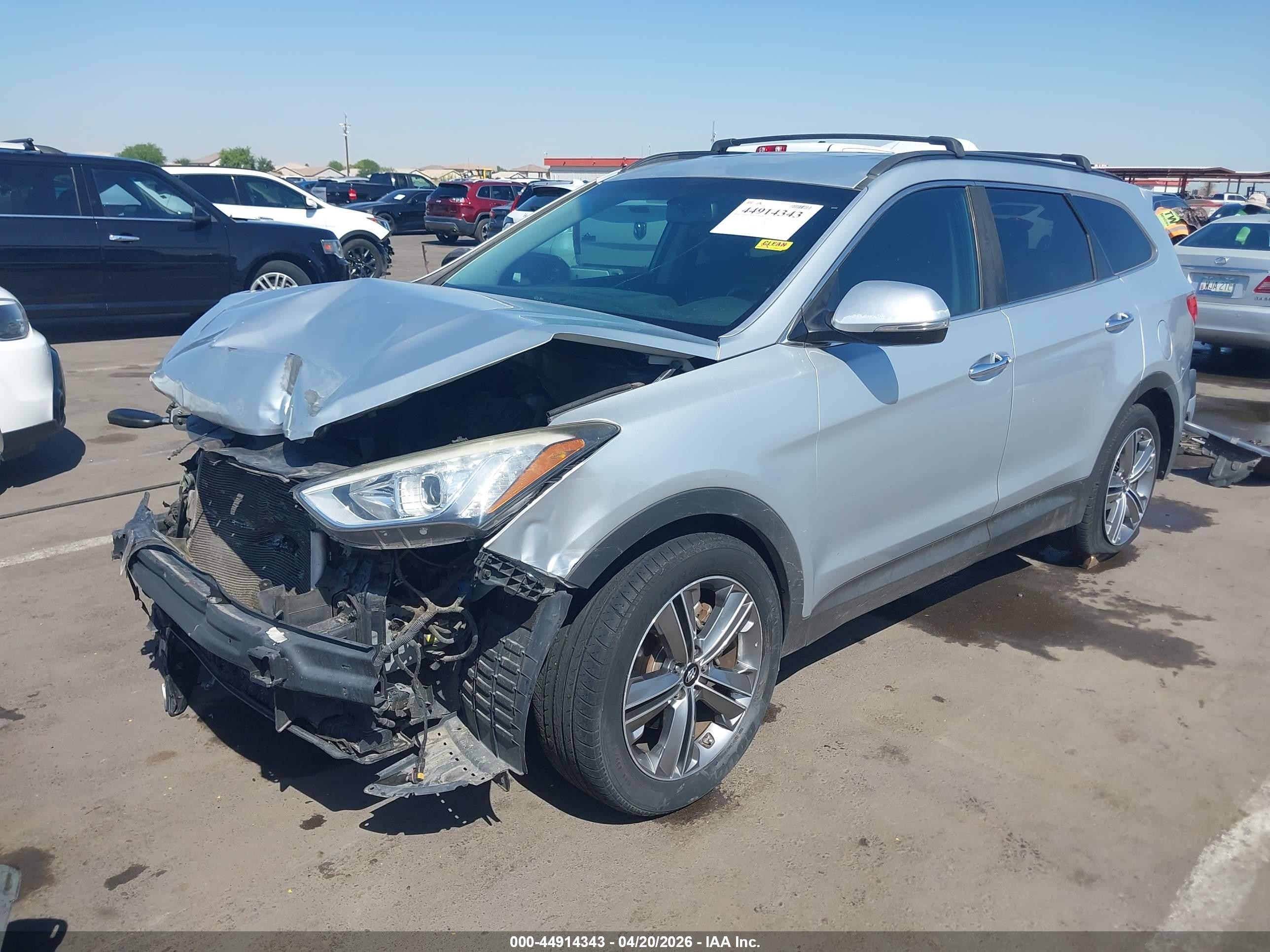 2015 Hyundai Santa Fe Gls Серебряный vin: KM8SN4HFXFU102784