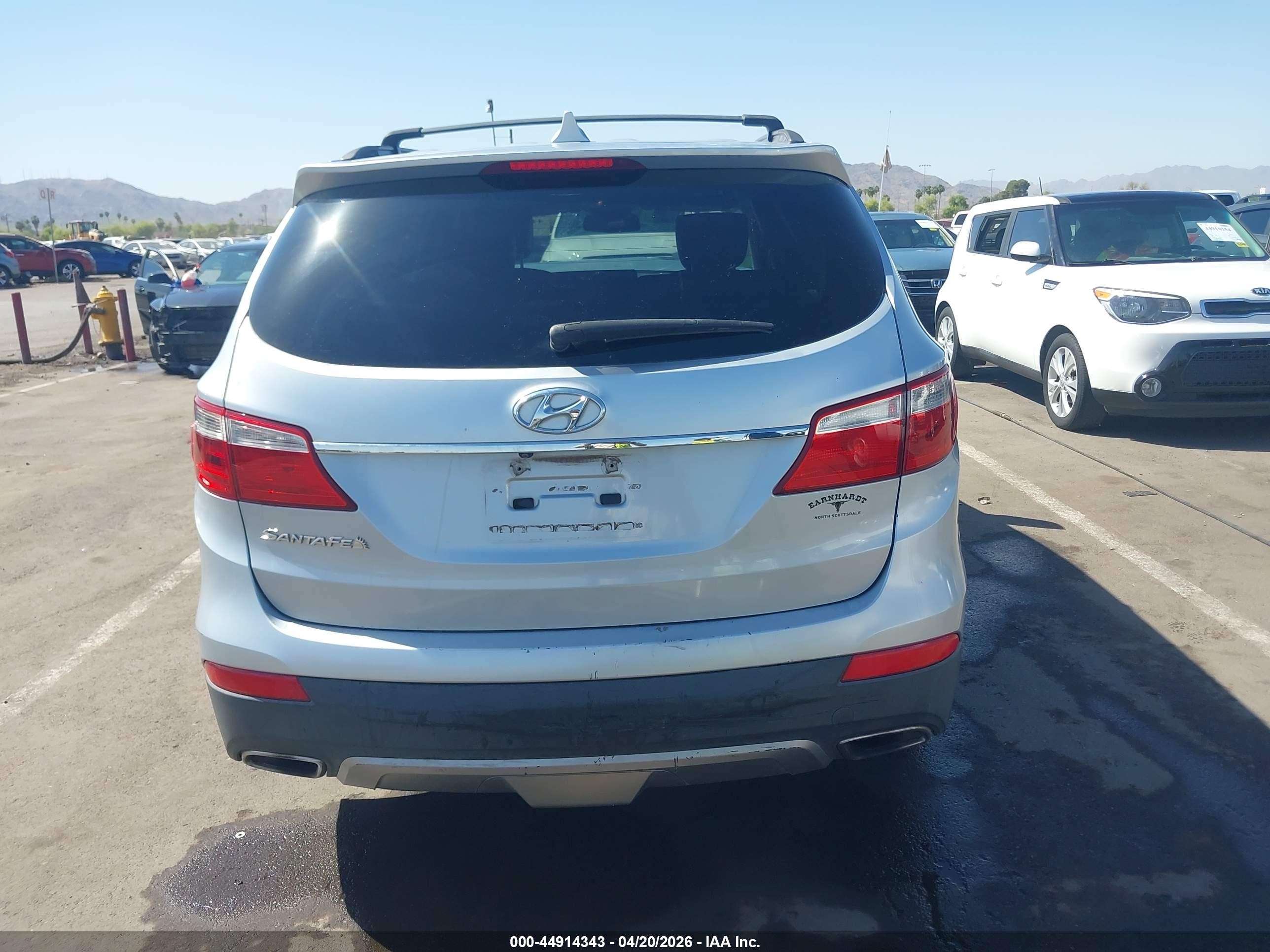 2015 Hyundai Santa Fe Gls Серебряный vin: KM8SN4HFXFU102784