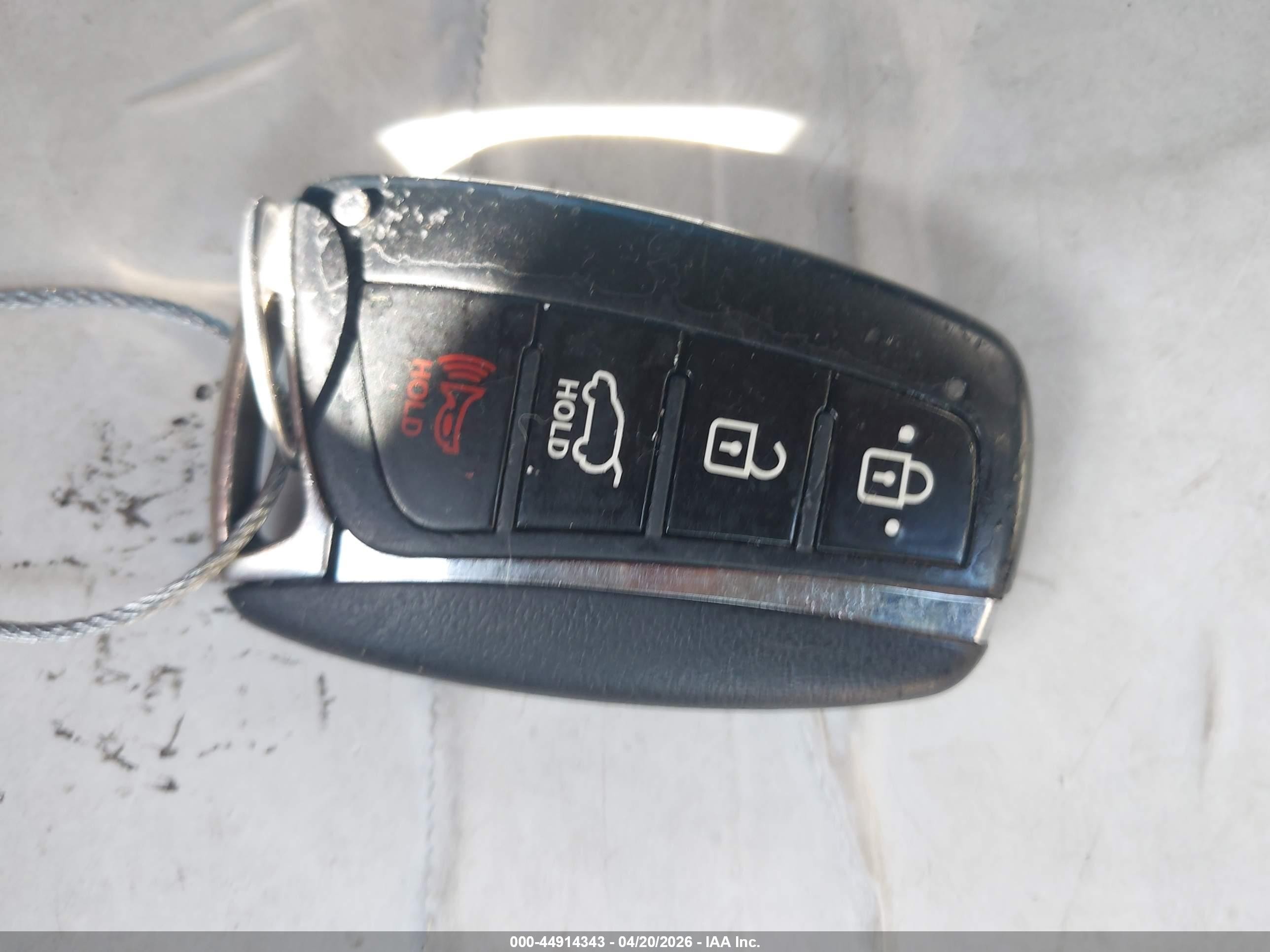 2015 Hyundai Santa Fe Gls Серебряный vin: KM8SN4HFXFU102784
