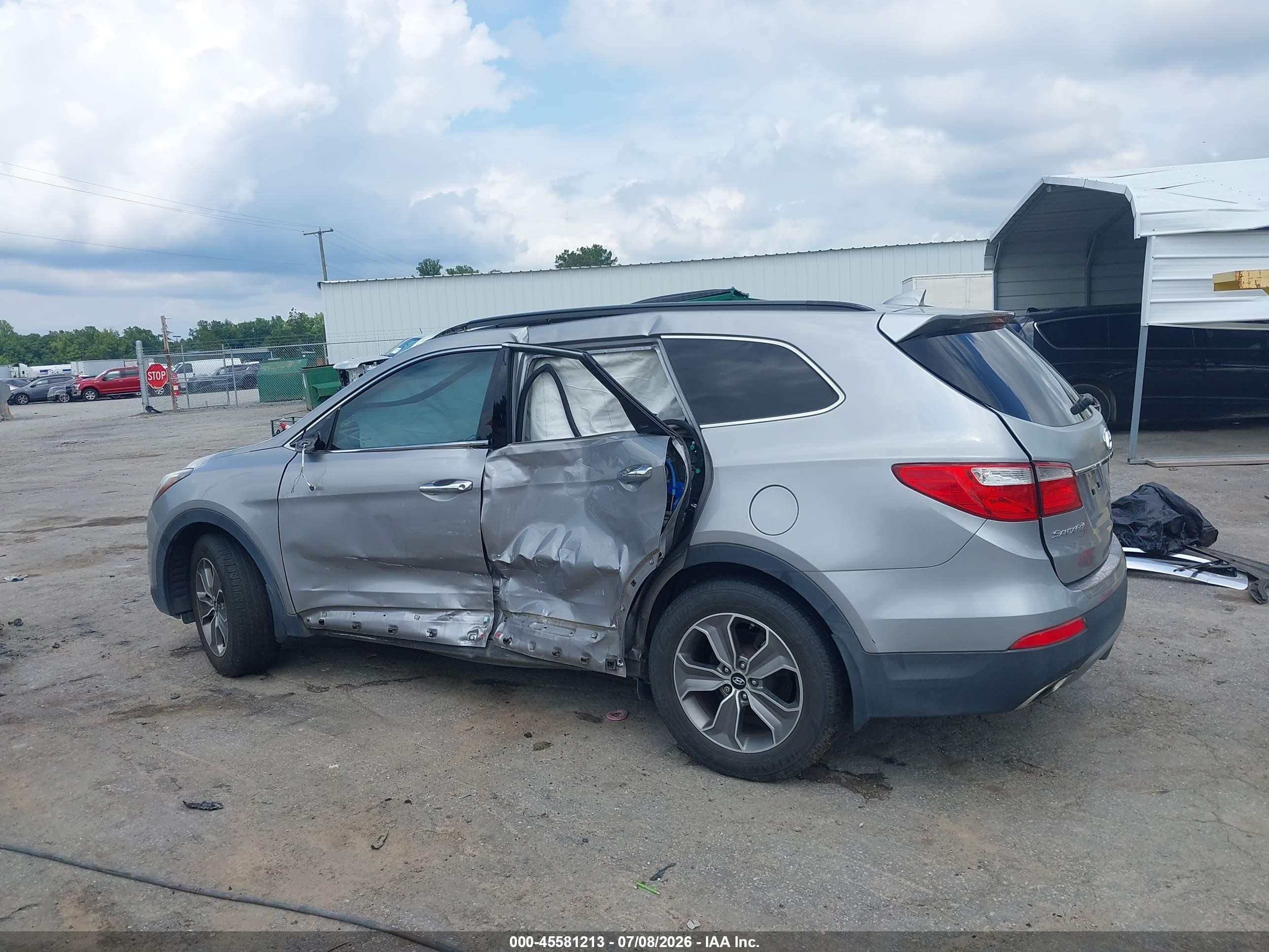 2013 Hyundai Santa Fe Gls Silver vin: KM8SNDHF0DU012928