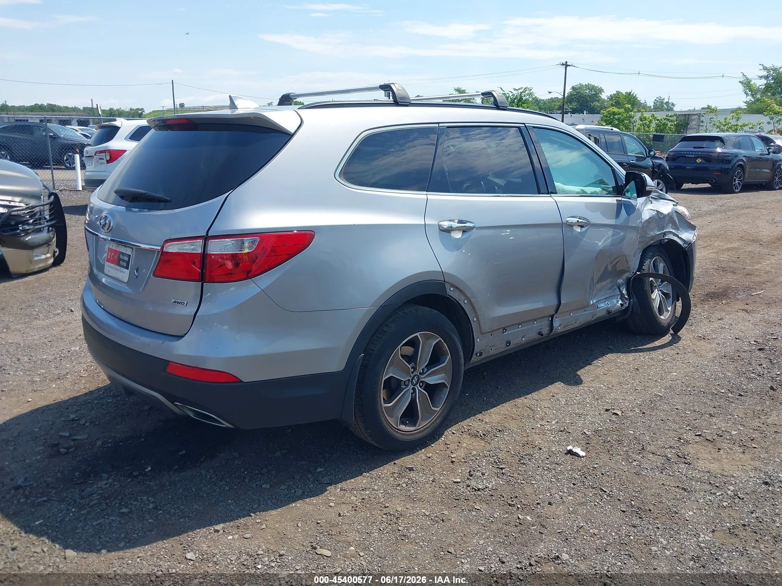 2014 Hyundai Santa Fe Gls Silver vin: KM8SNDHF0EU070894